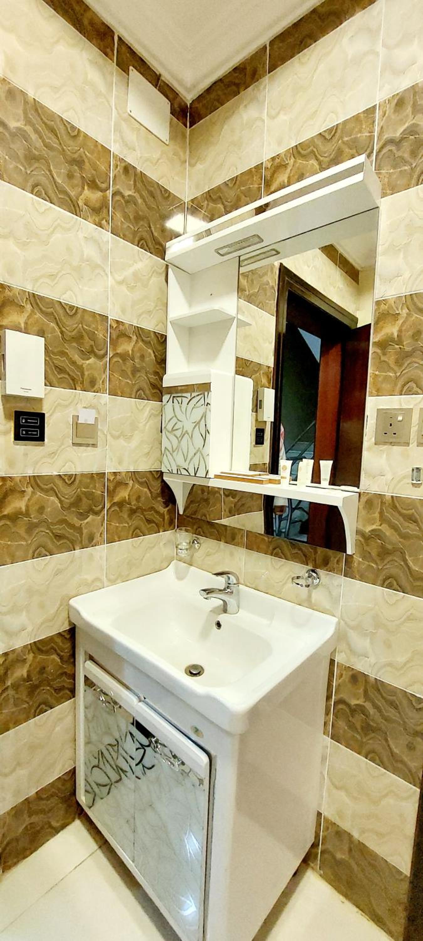 Family Room with Bath photo 3