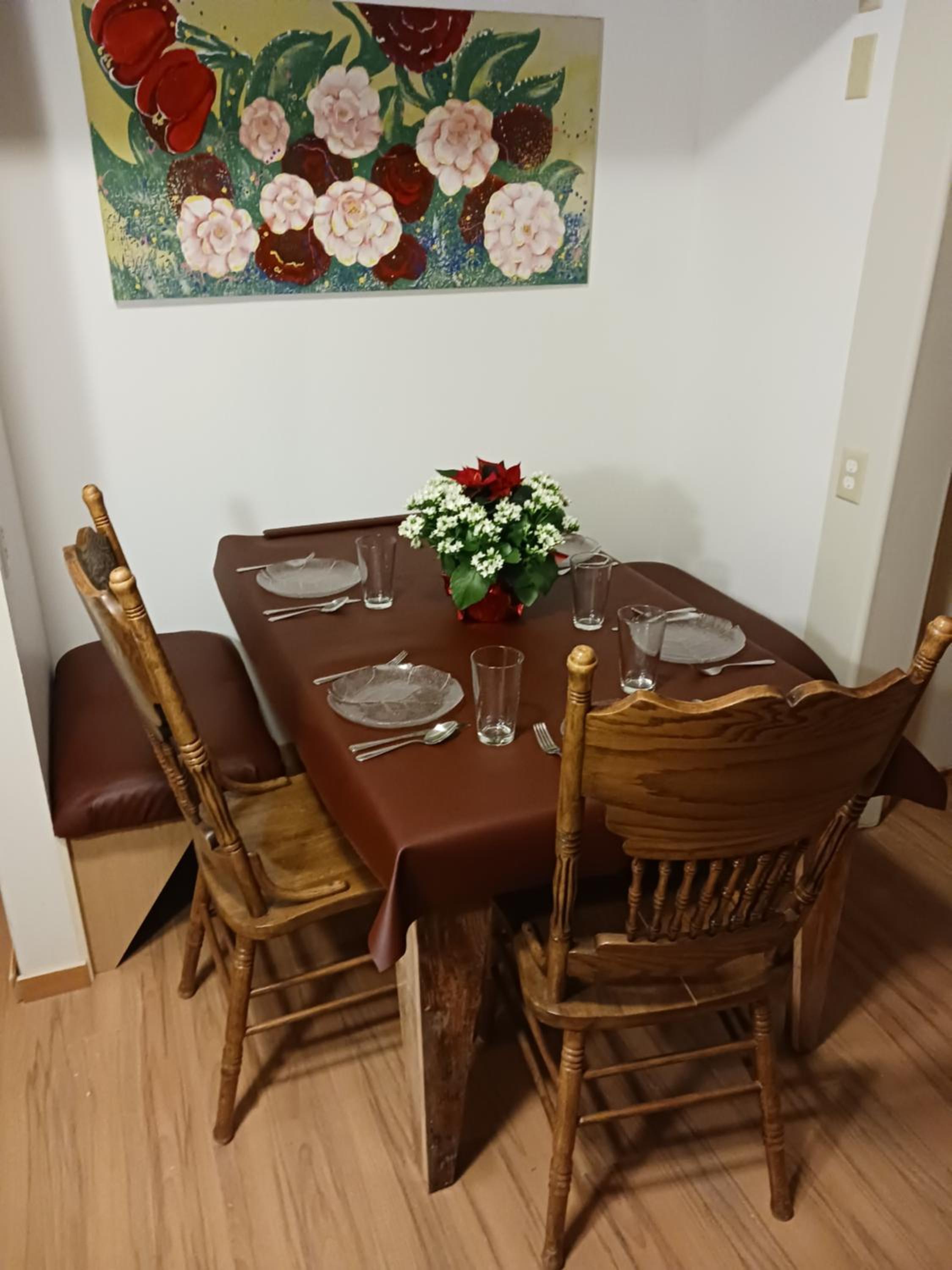 Higgin's Inn, Billede 2