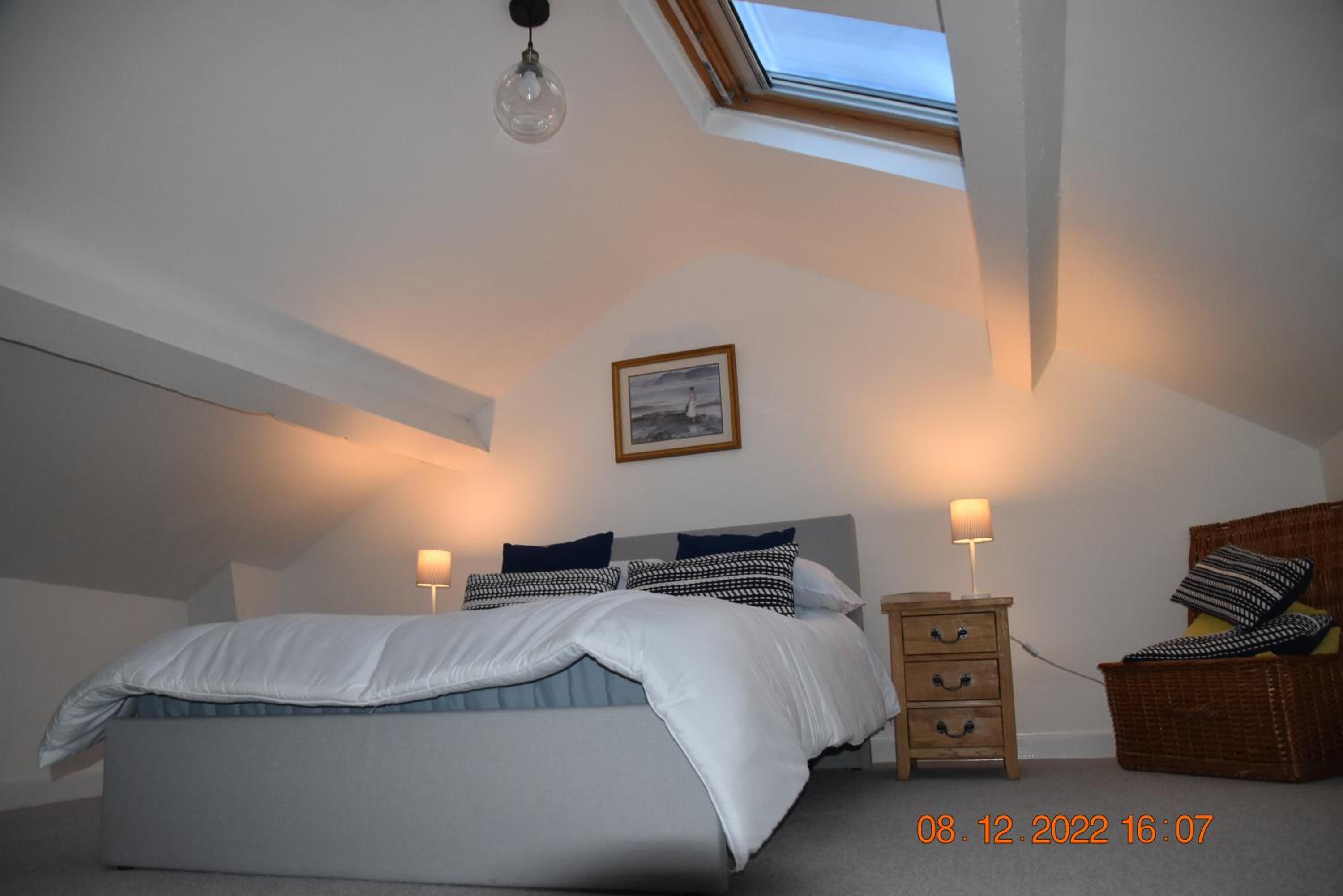 Three-Bedroom House photo 2
