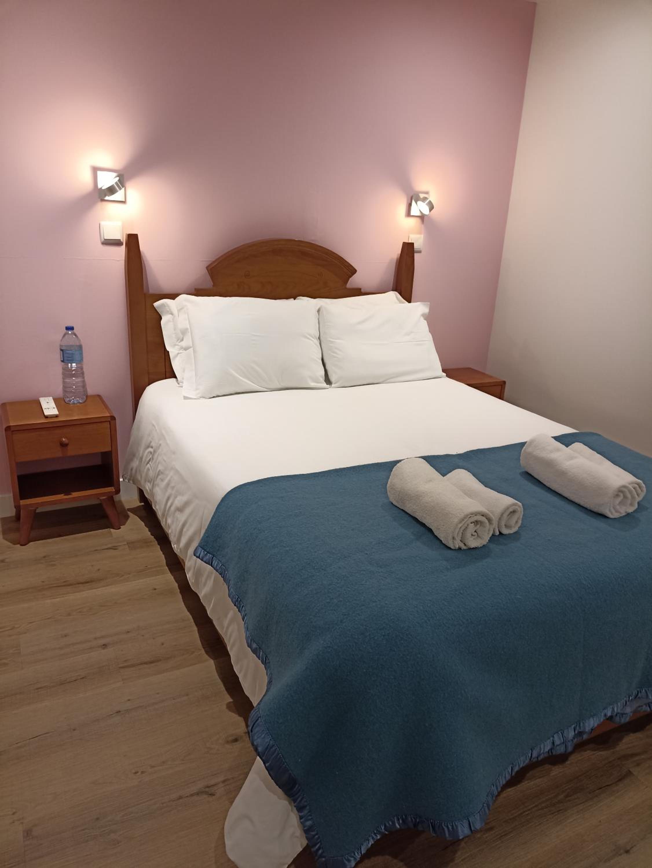 Double Room with Private Bathroom photo 1