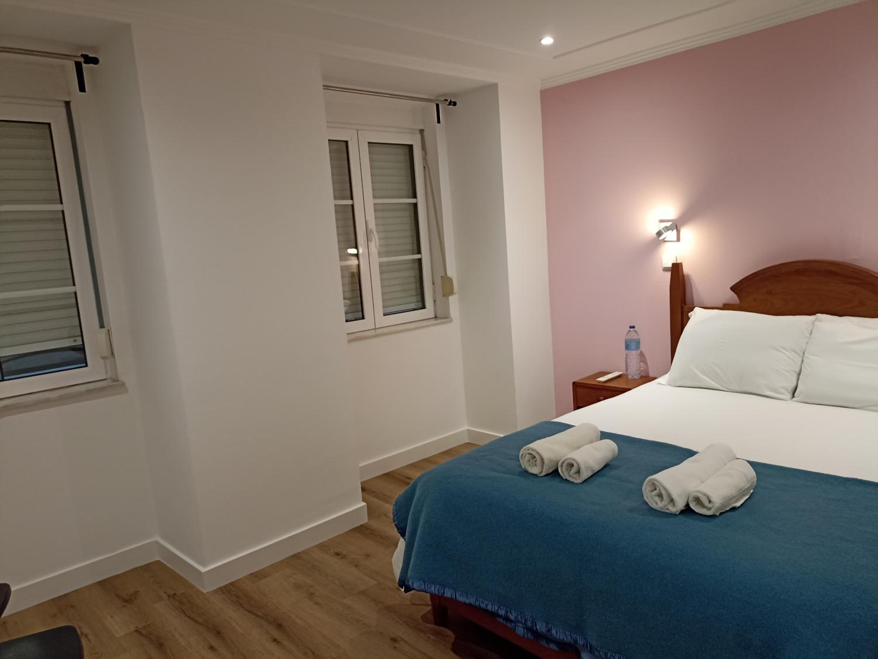 Double Room with Private Bathroom photo 2