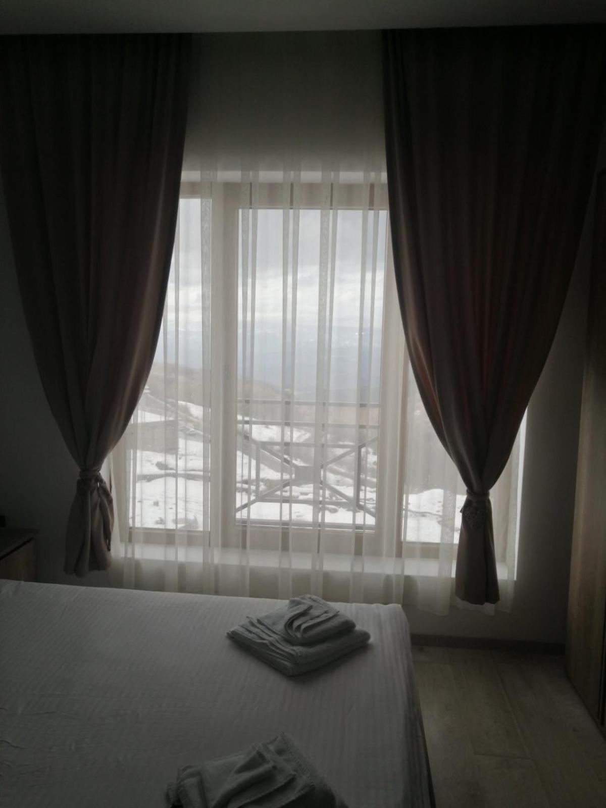 Studio Apartment - Photo 12