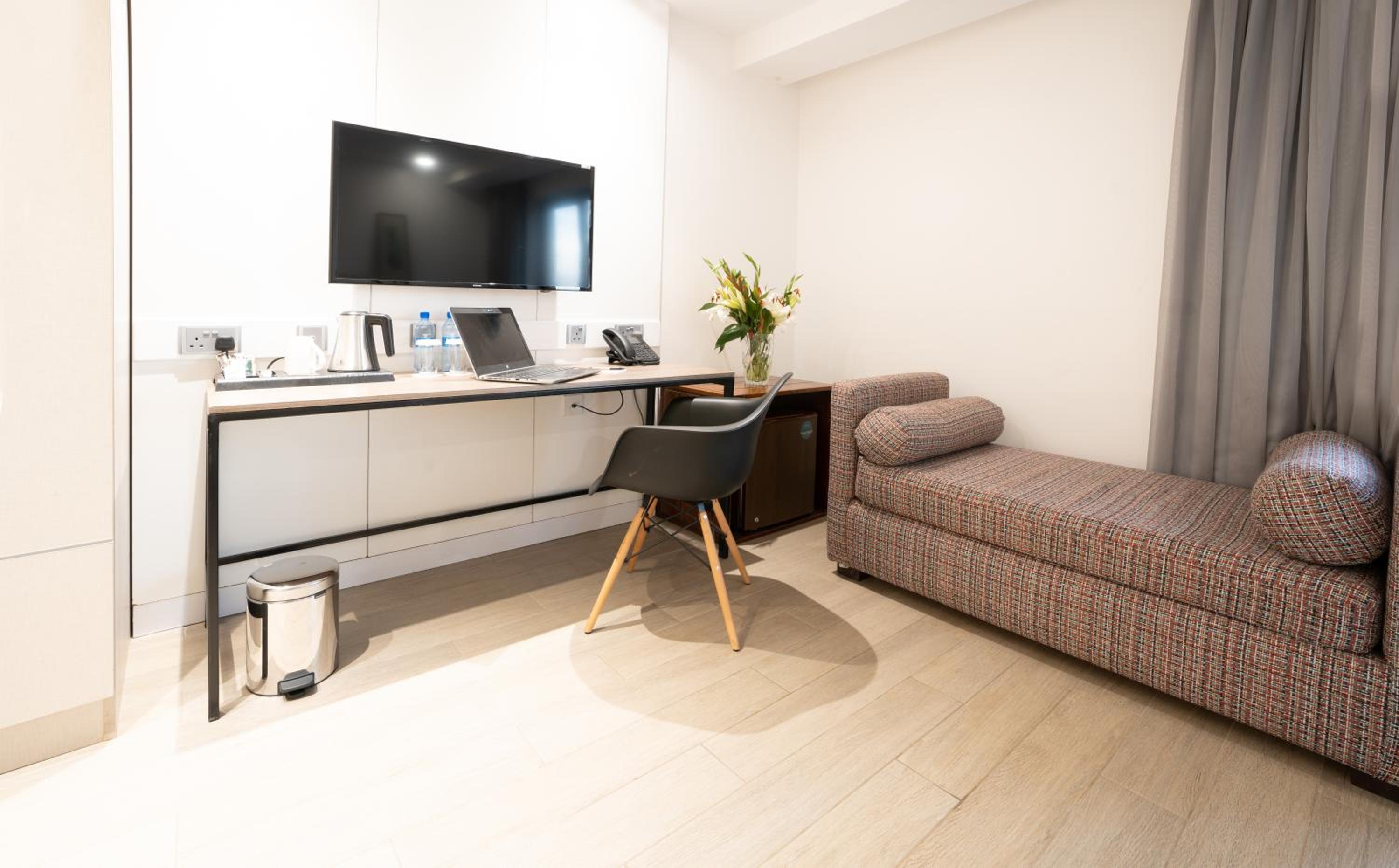 Deluxe Room - Differently Abled photo 2