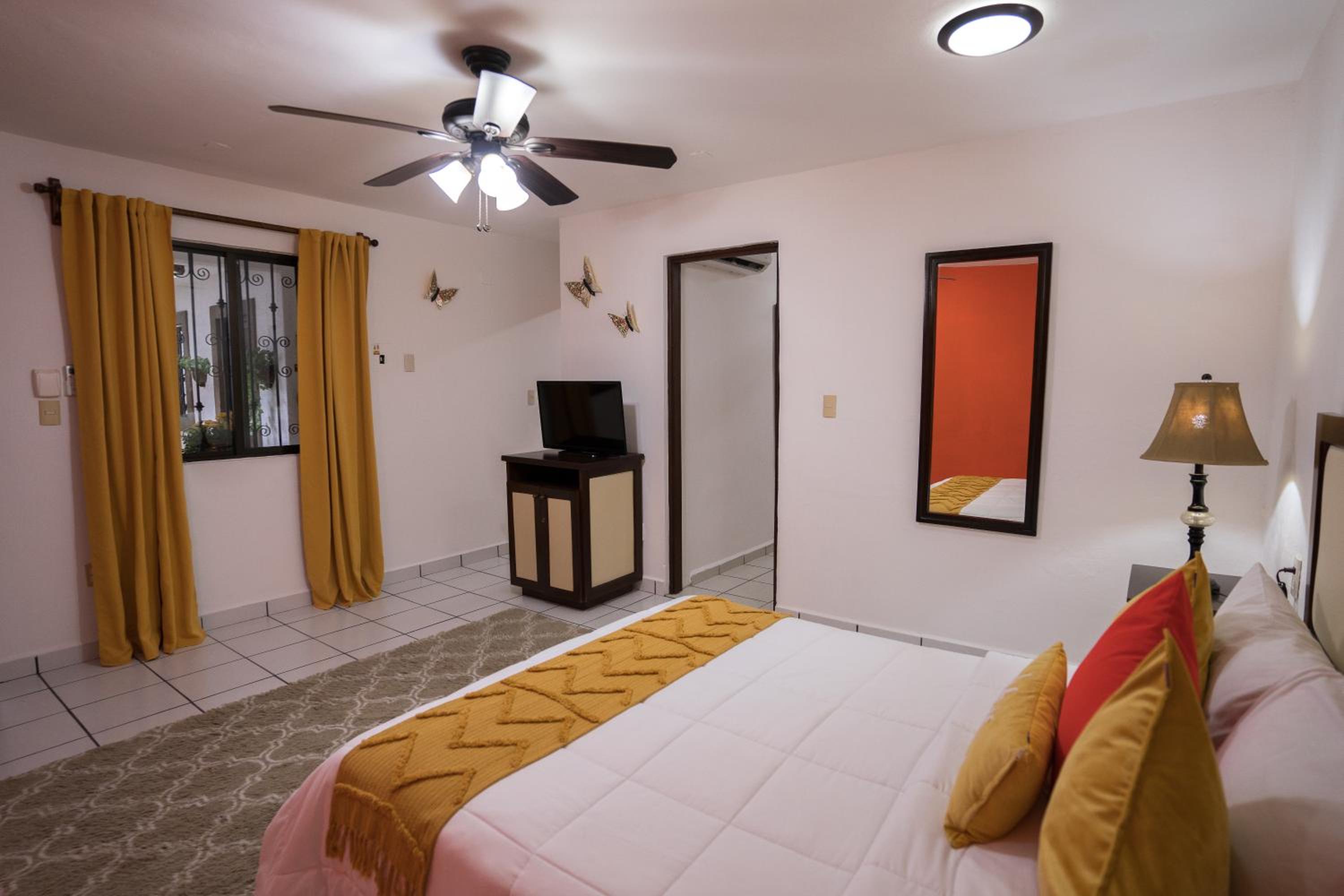 Boulevard Room - Photo 4
