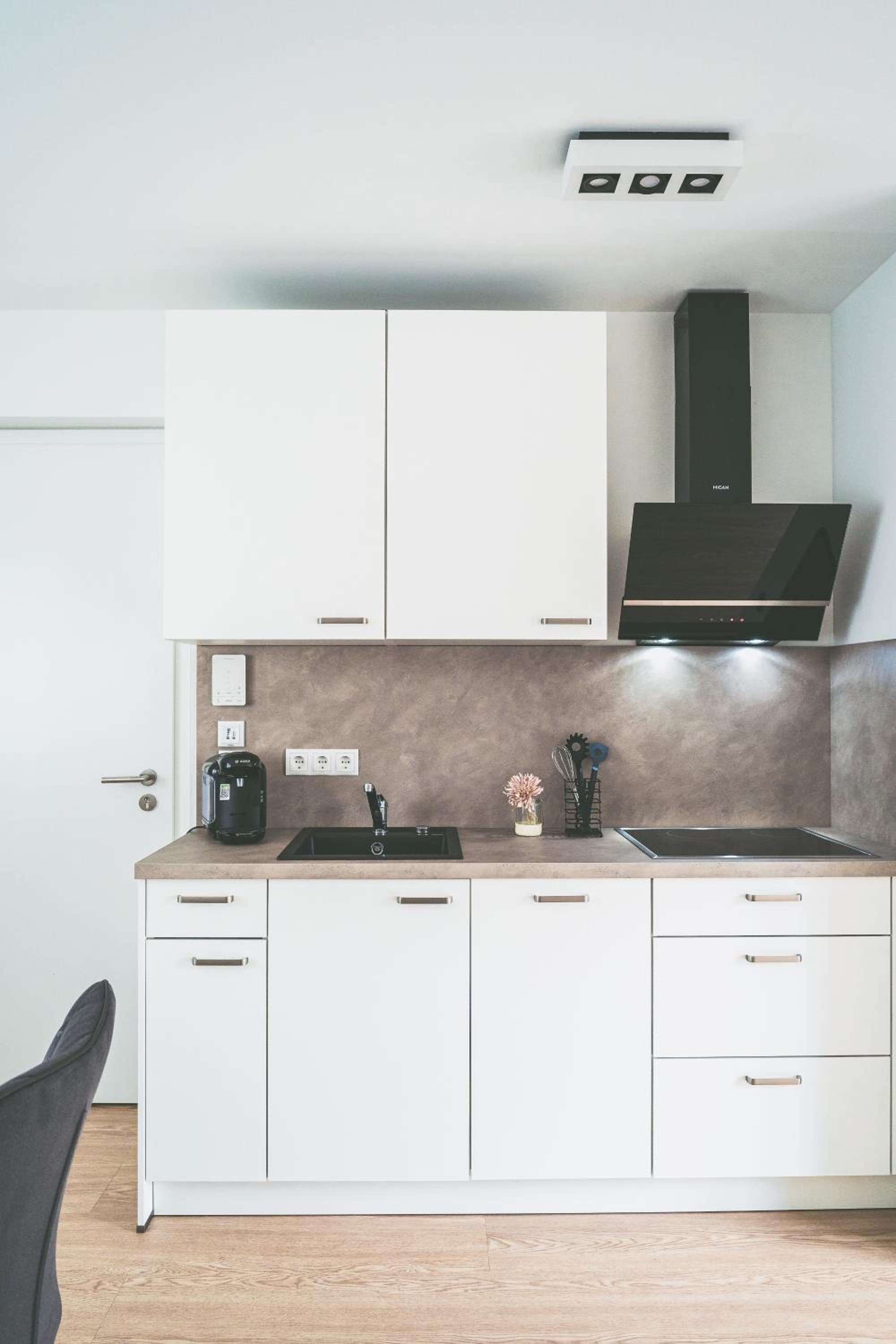 Apartment with Terrace photo 2