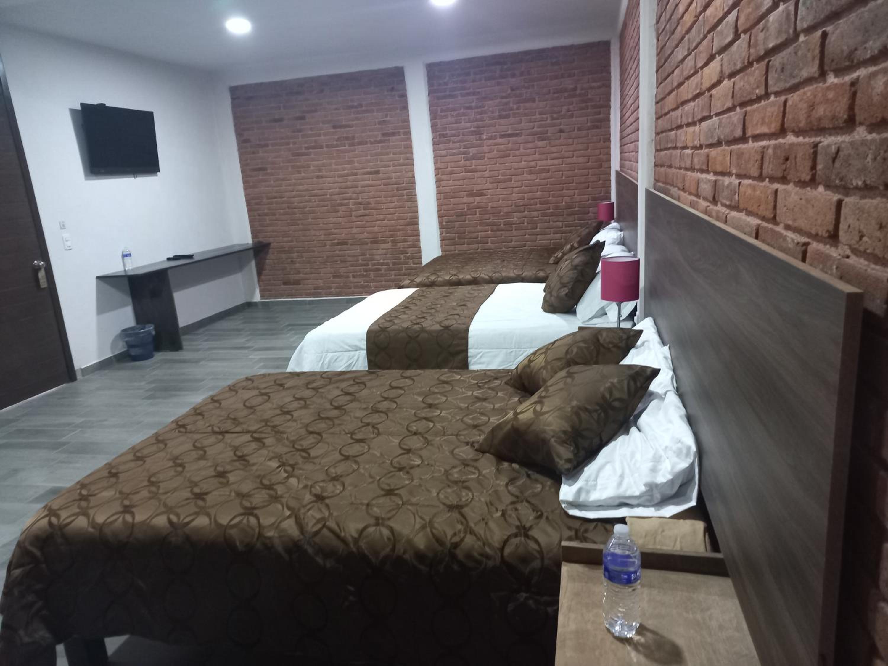 Superior Triple Room photo 2