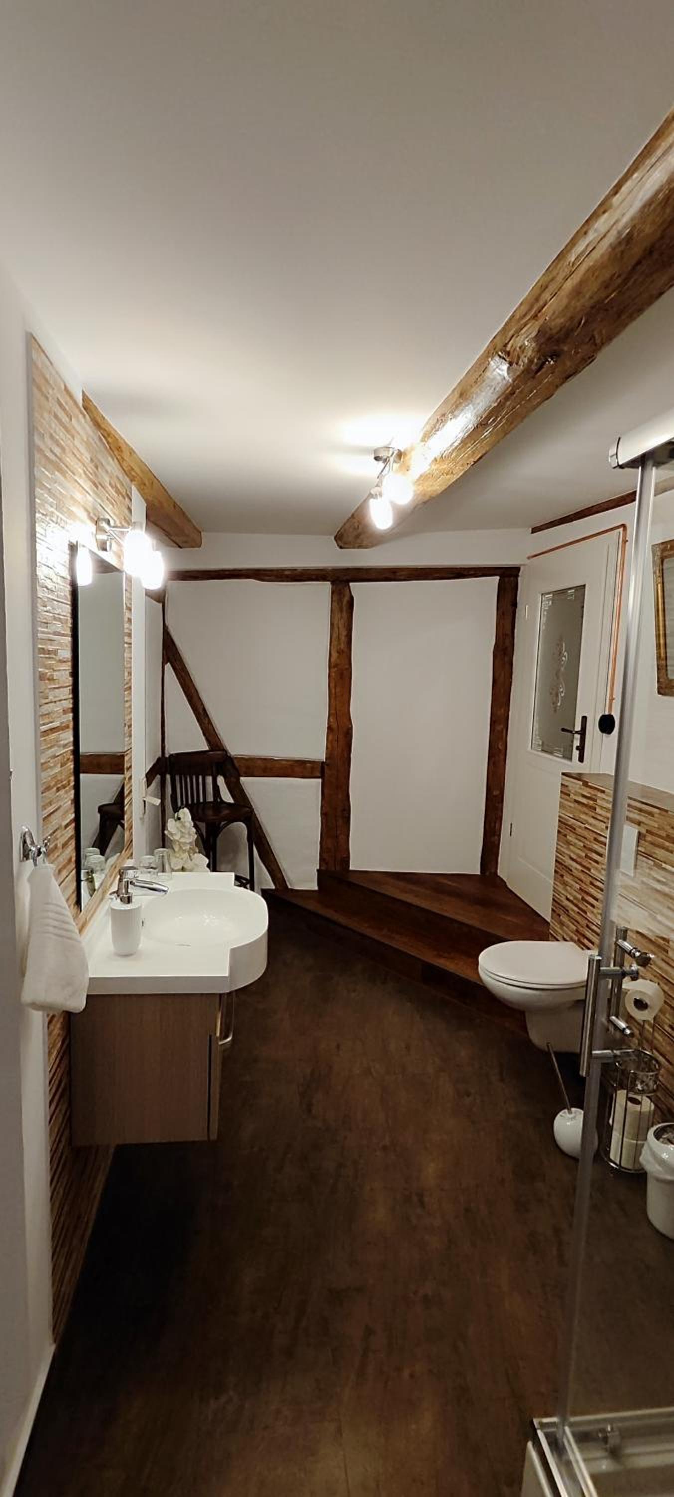 Large Double Room photo 3