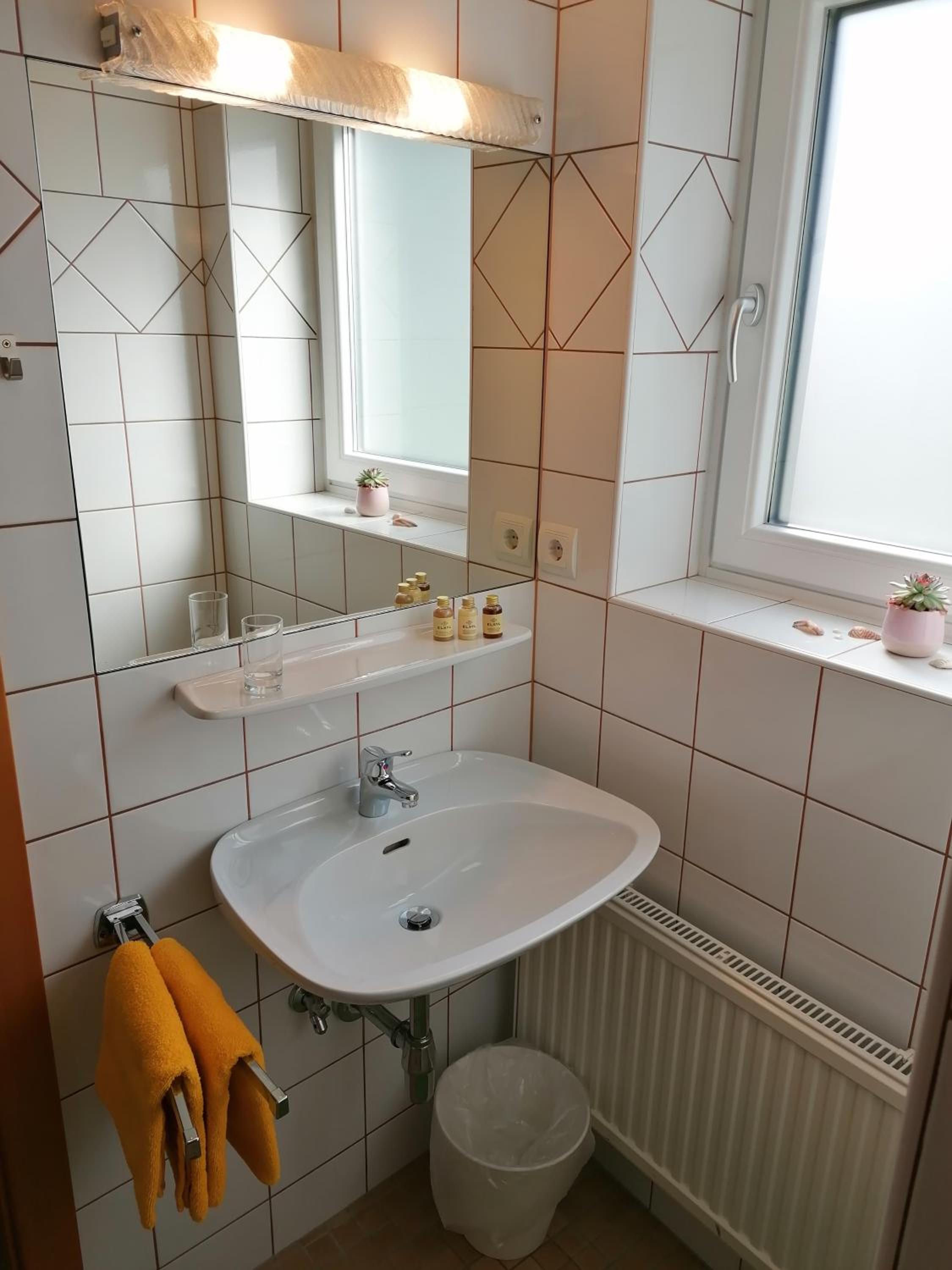 Apartment - Ground Floor photo 3