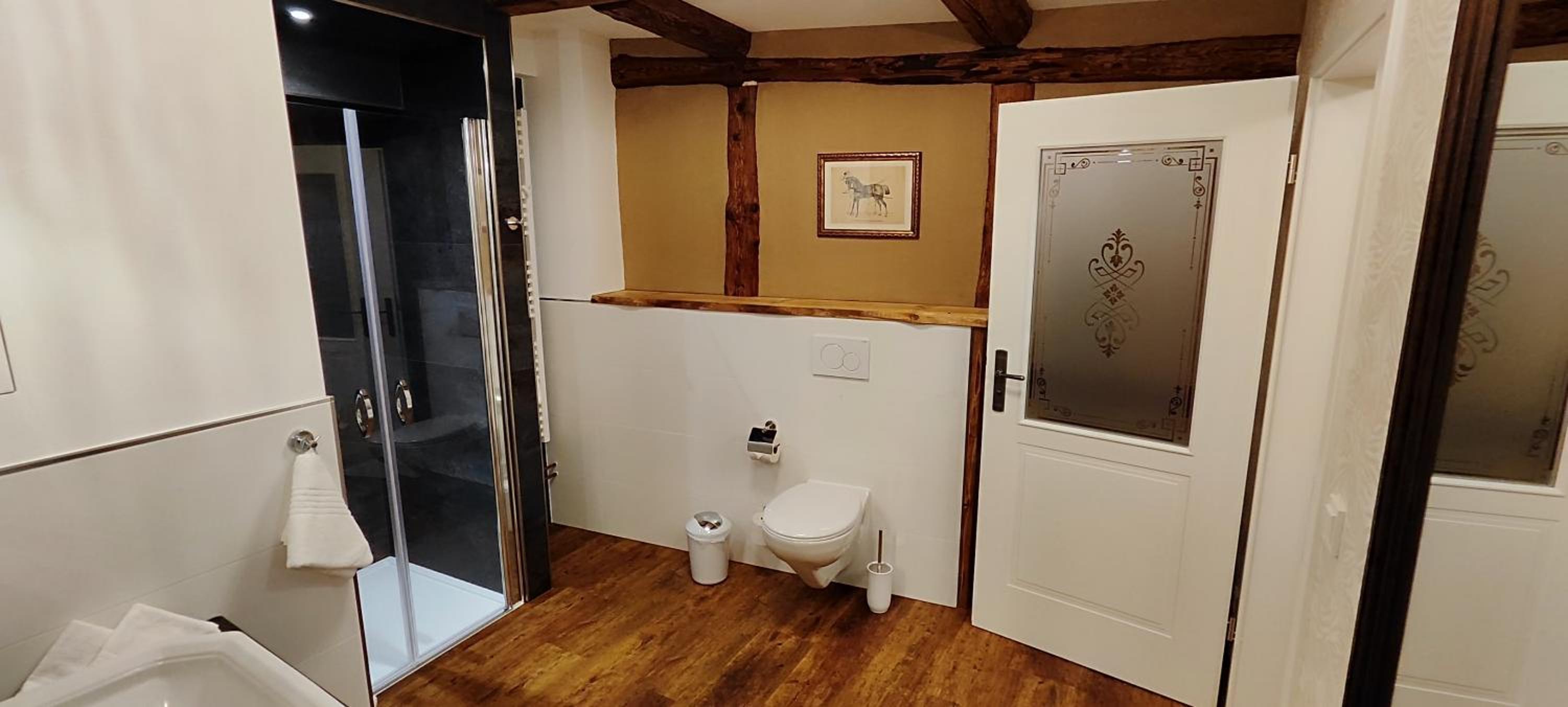 Large Double Room photo 3
