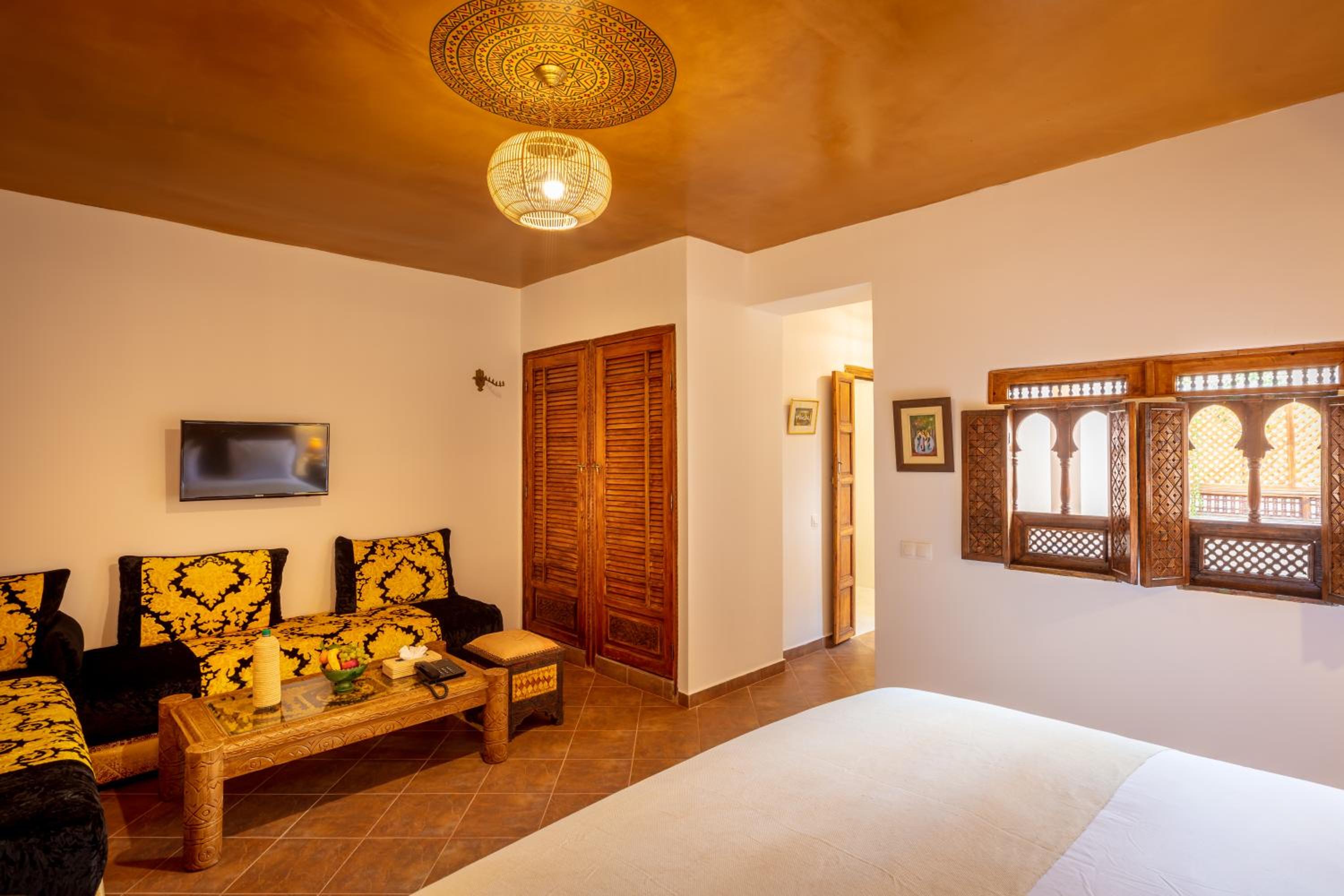 Superior Double or Twin Room with Terrace