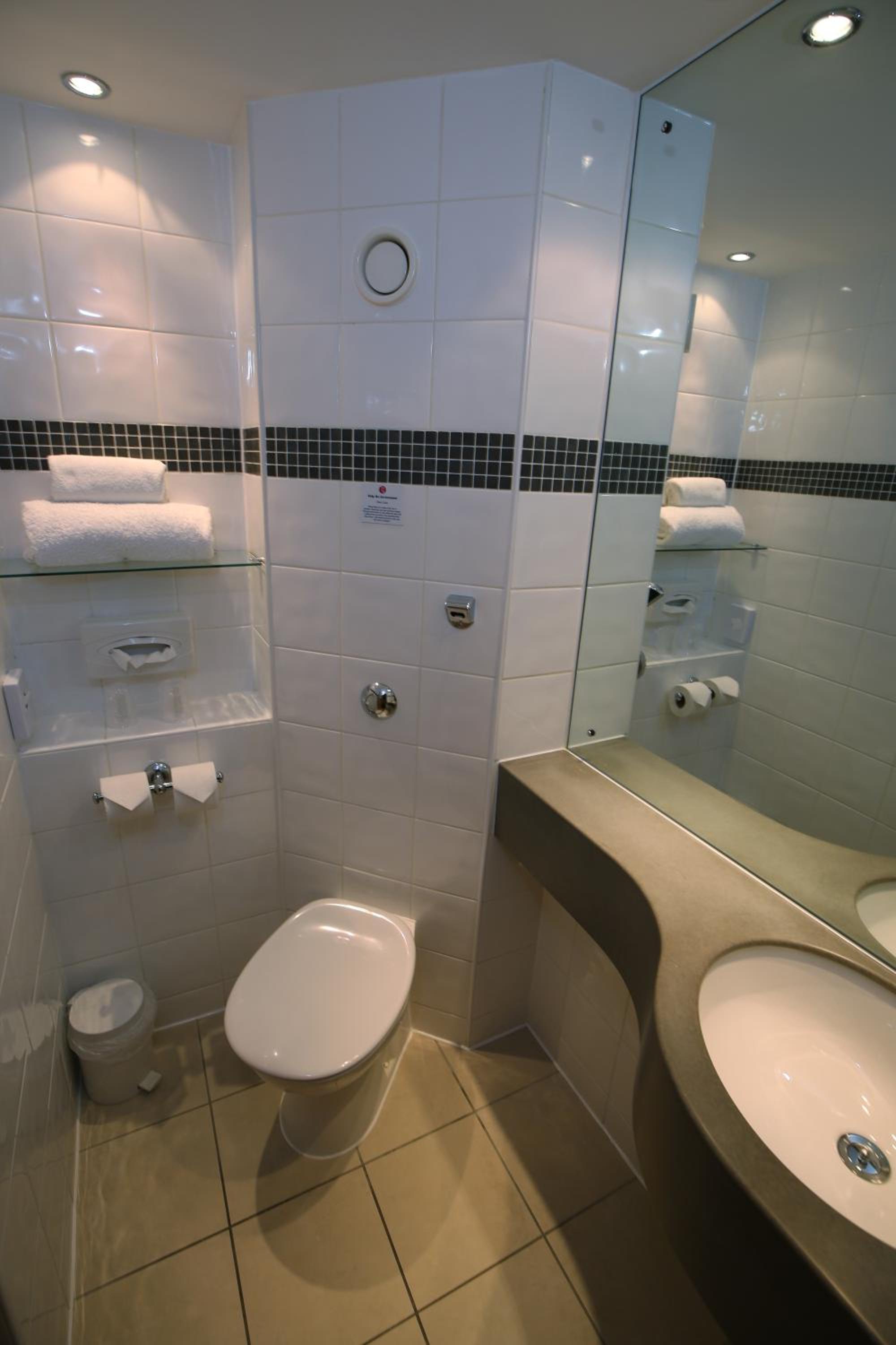 Executive Double Room - Non Smoking - Photo 9