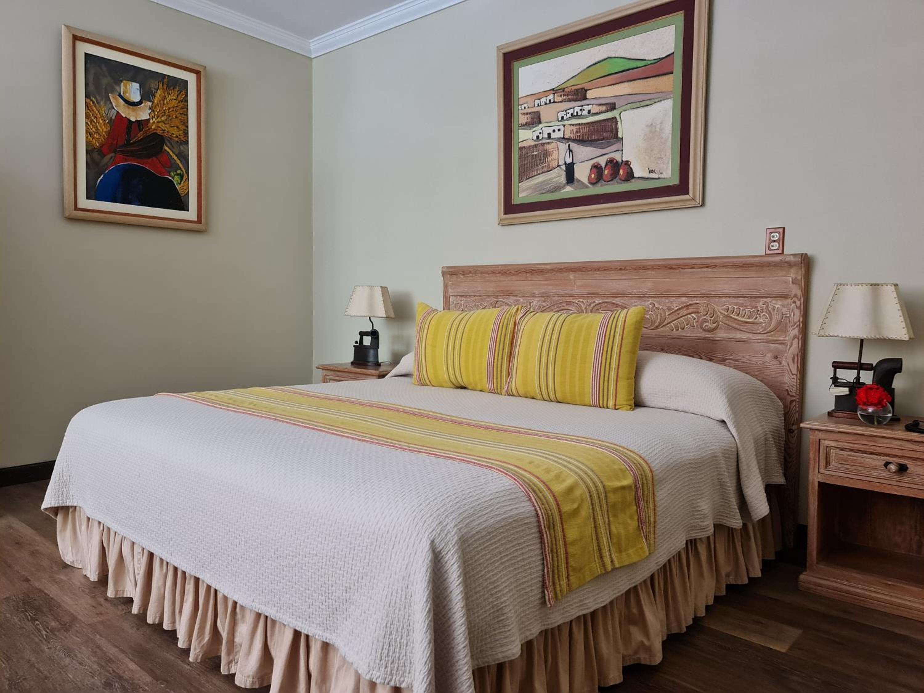 Colonial Double Room - Photo 9