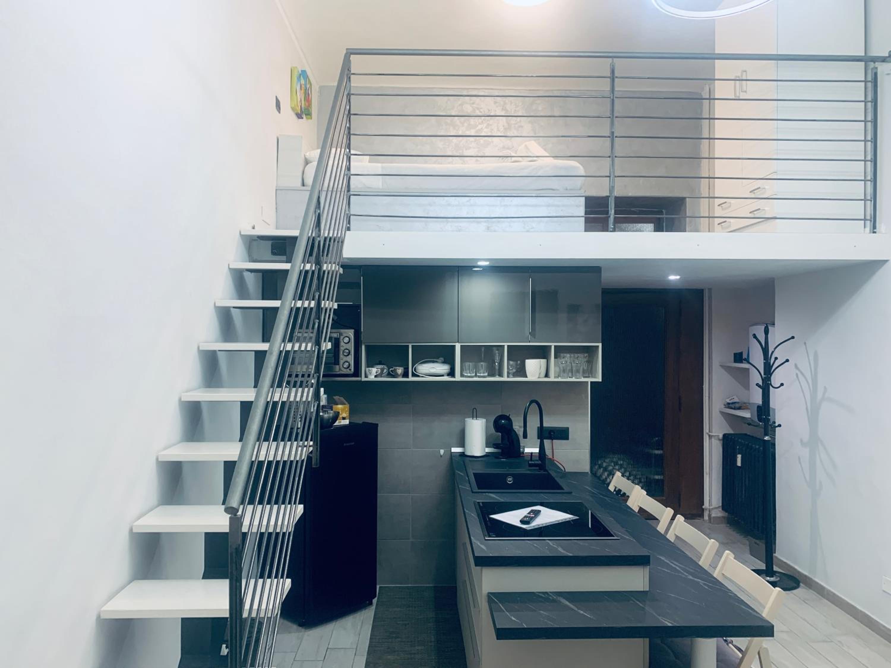 One-Bedroom Apartment