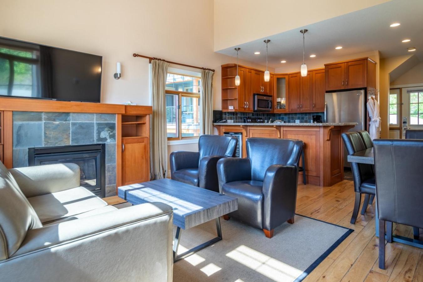 Superior Chalet photo 1