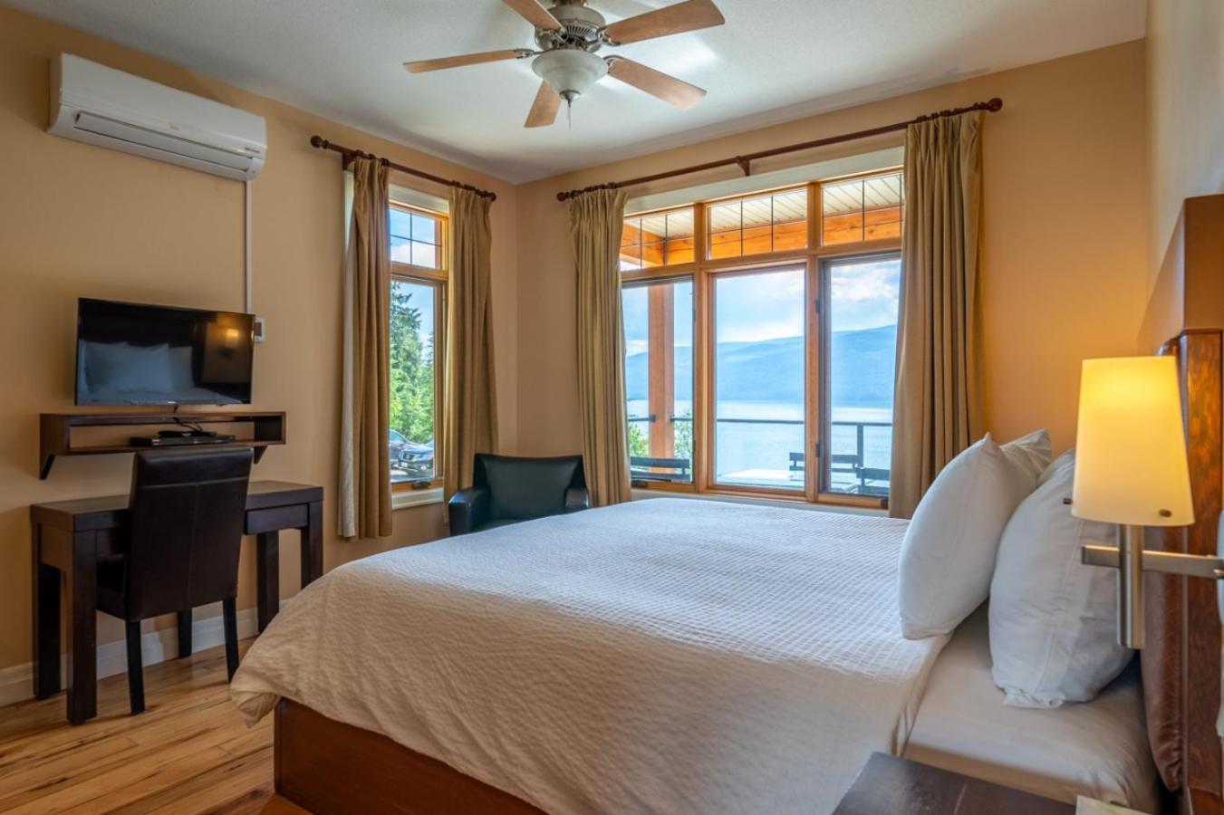 Superior Chalet photo 2