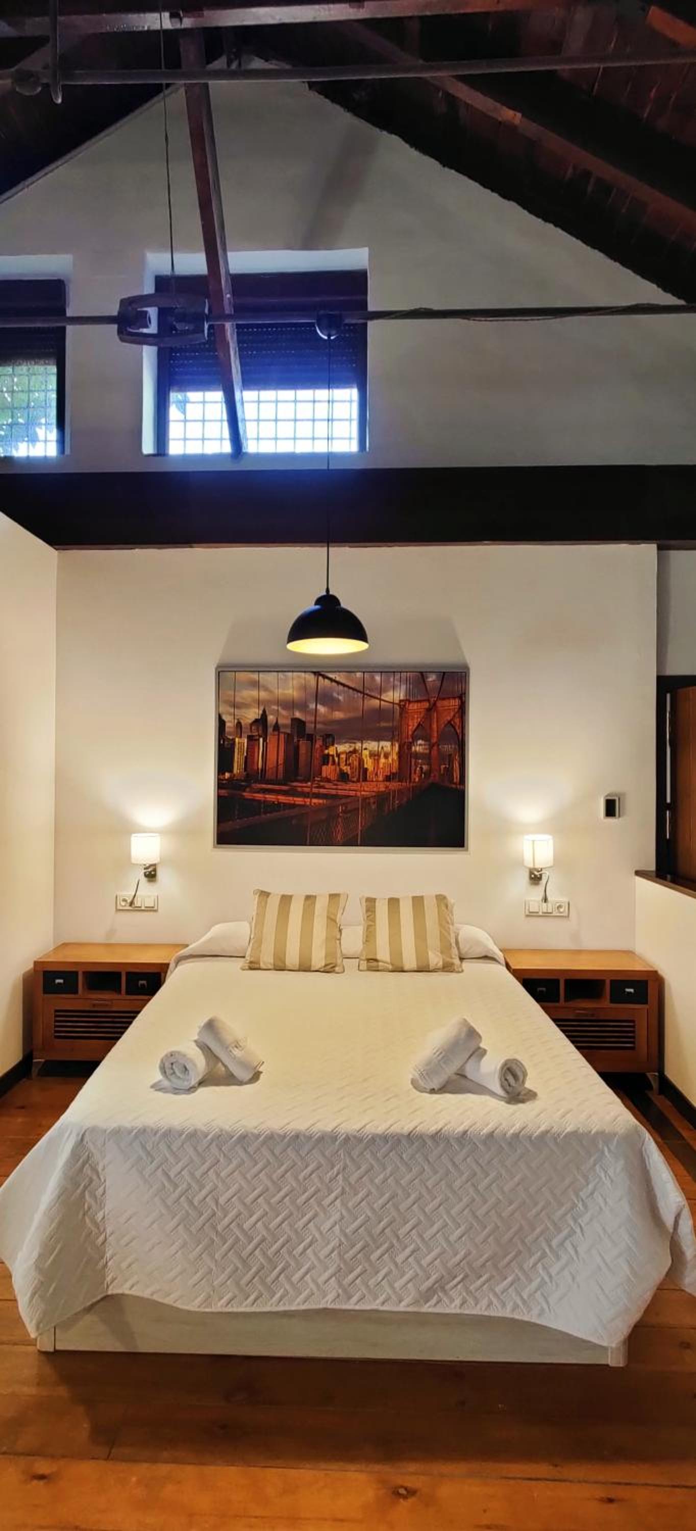 Deluxe Suite with Spa Bath photo 2