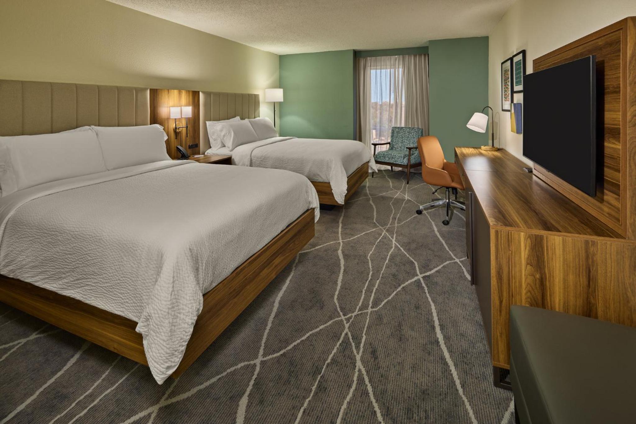 Double Room with Two Double Beds - Disability Access photo 3