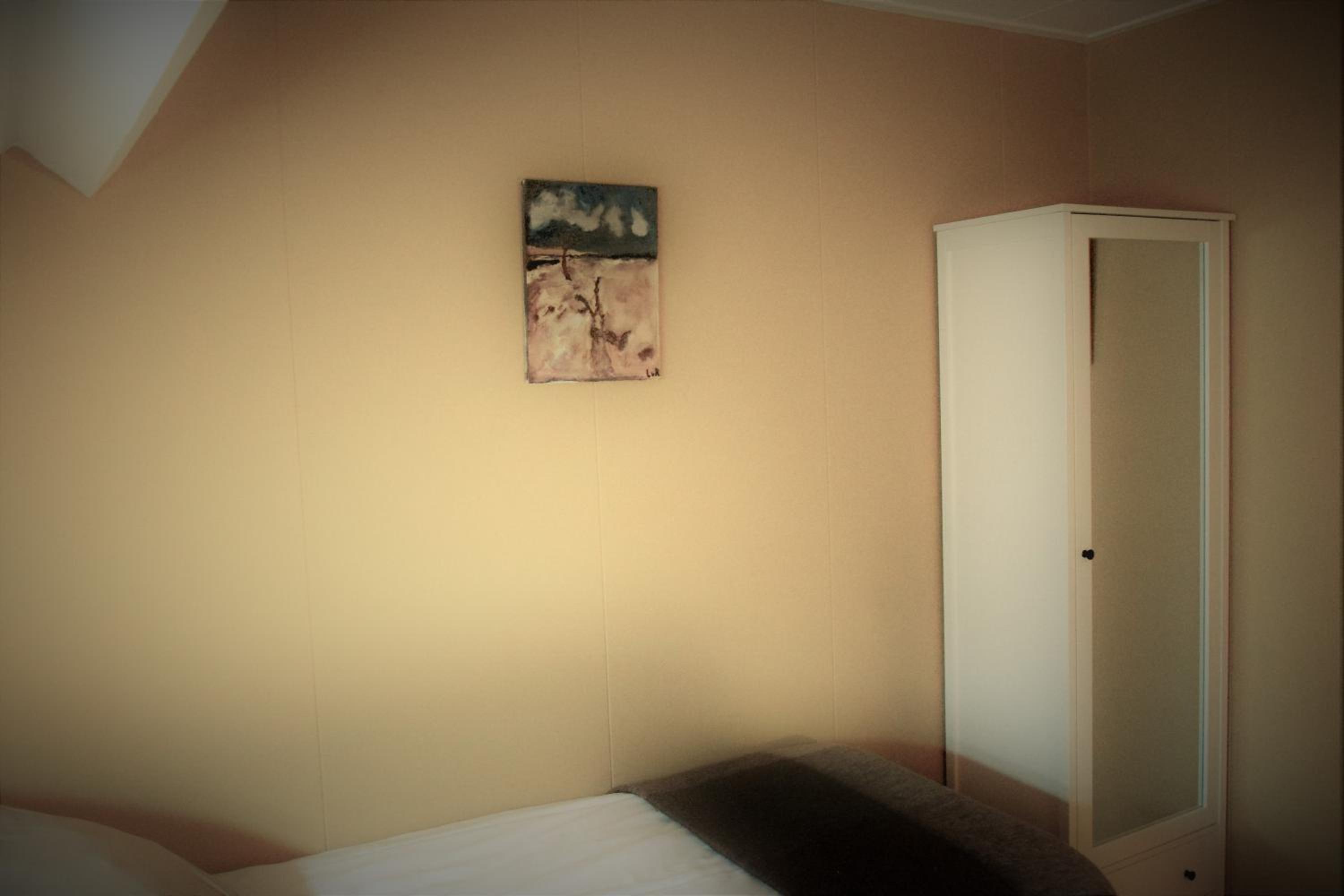 Standard Room with Shared Bathroom photo 2