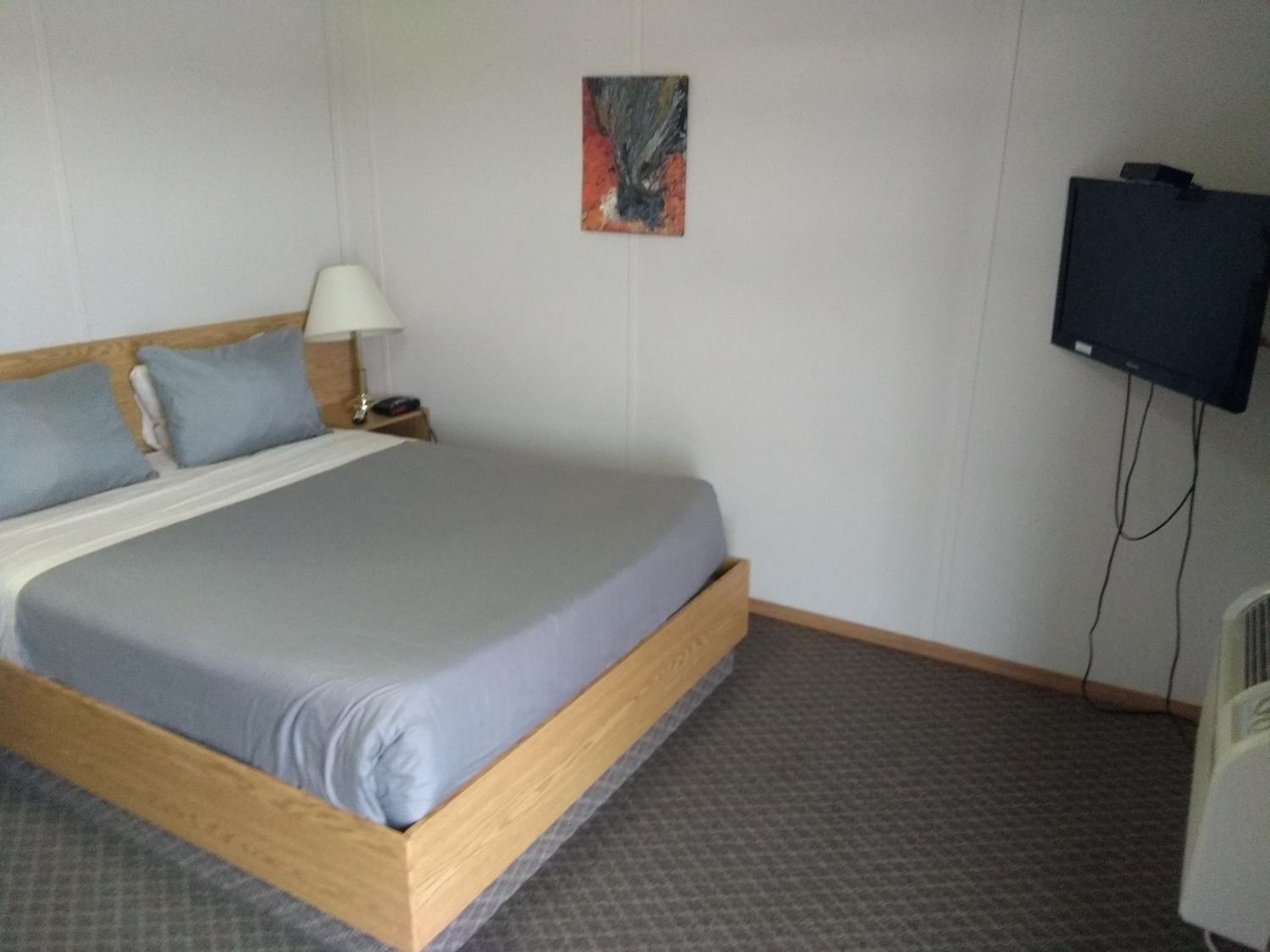 Queen Room photo 3