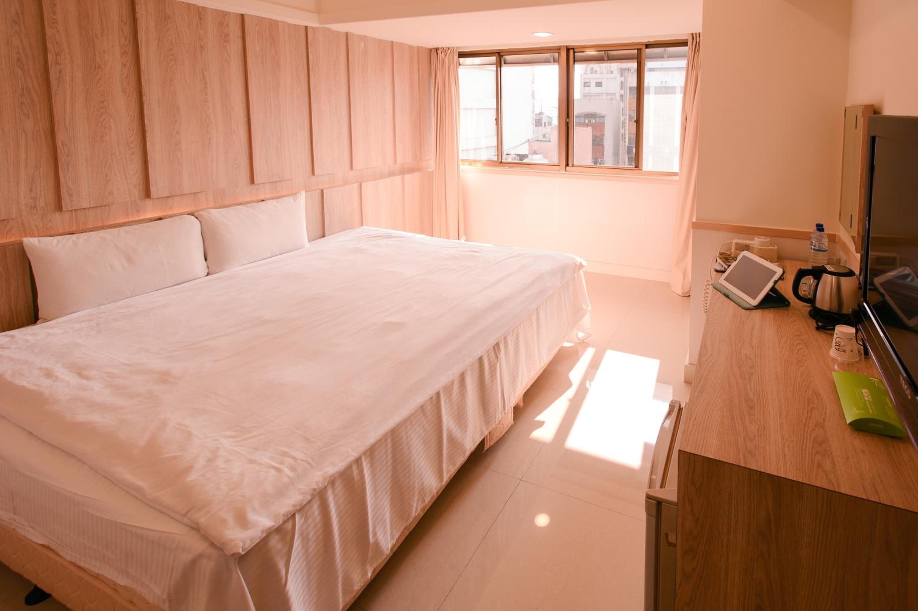 Standard Double Room - Photo 4