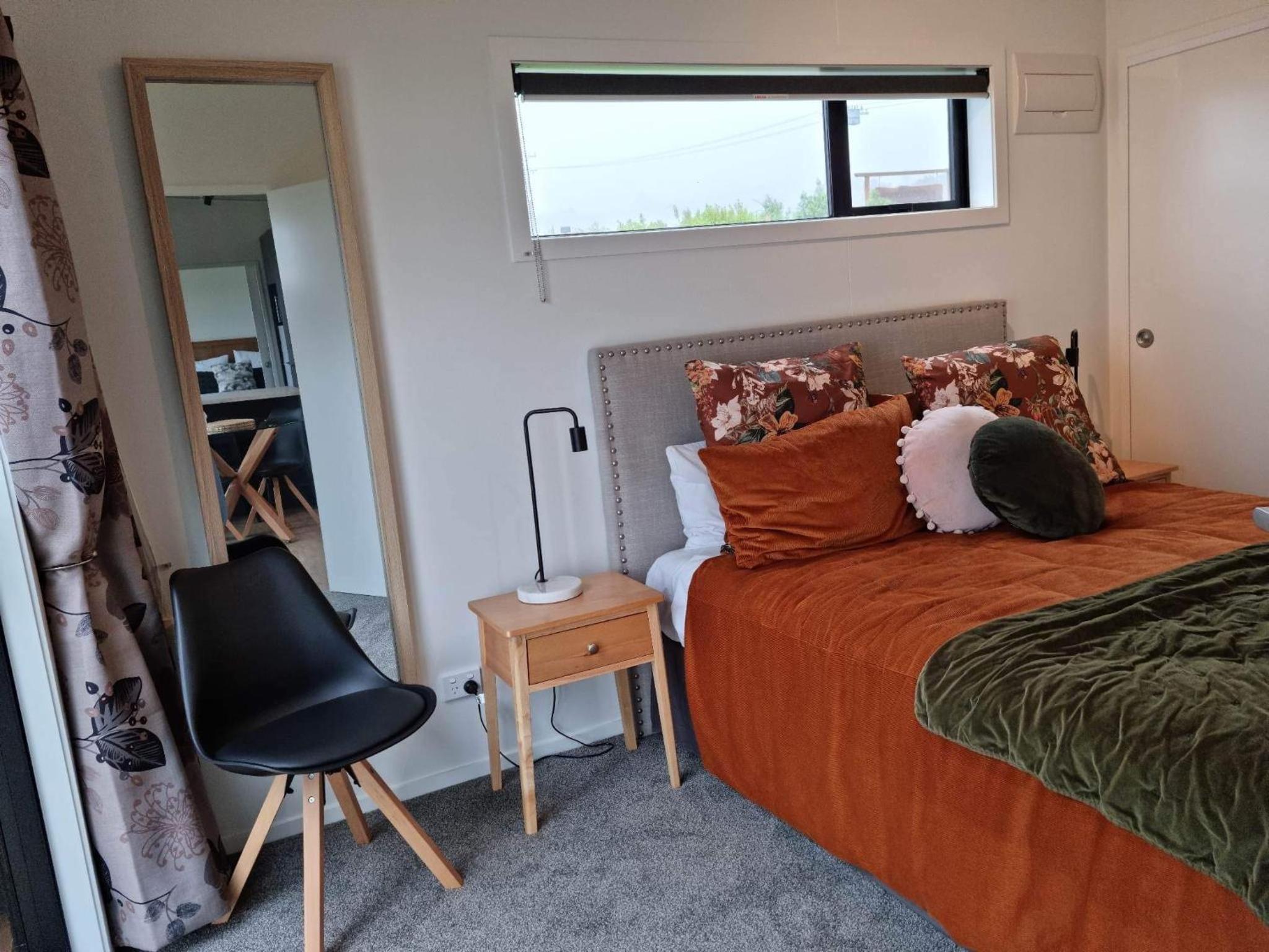 Family Room - Disability Access - Photo 14