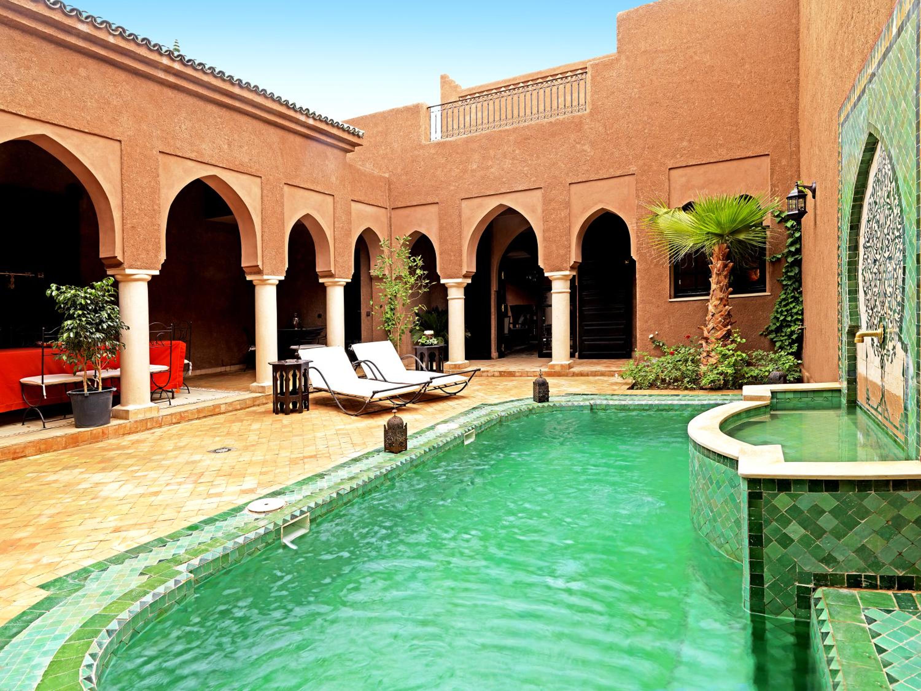 Three-Bedroom Villa with Private Pool - Photo 19
