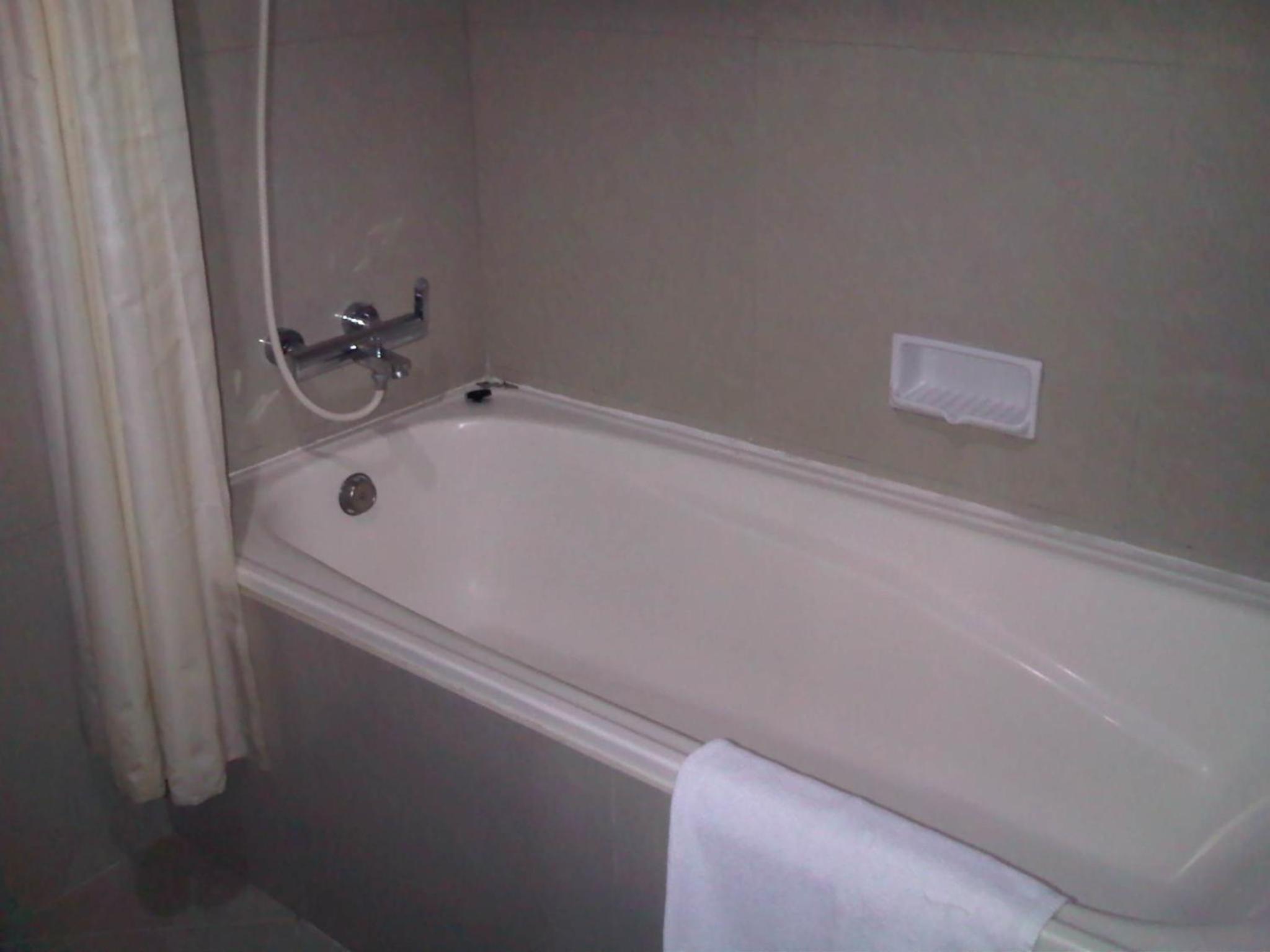 Superior Double or Twin Room - Photo 7