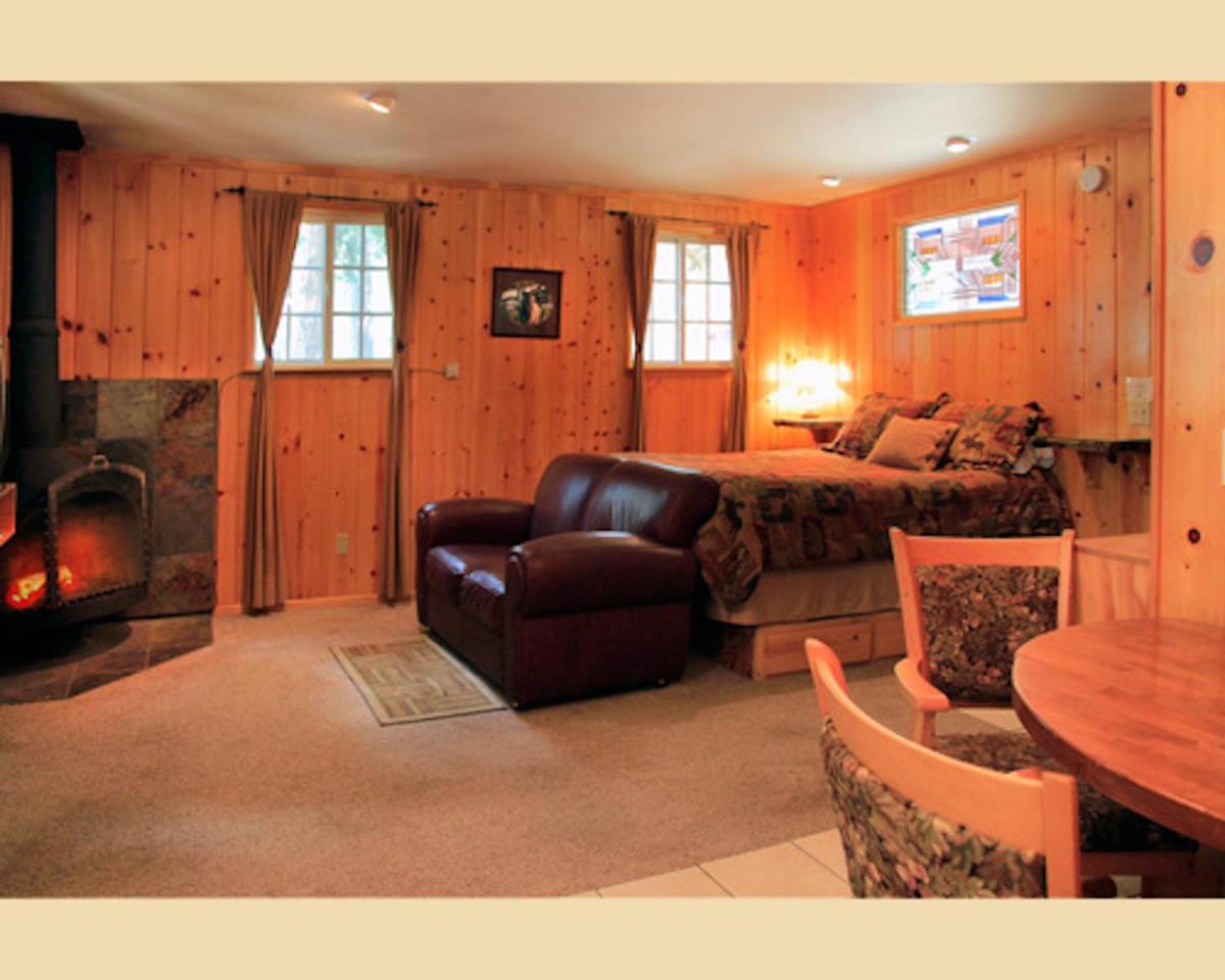 Deluxe Bungalow