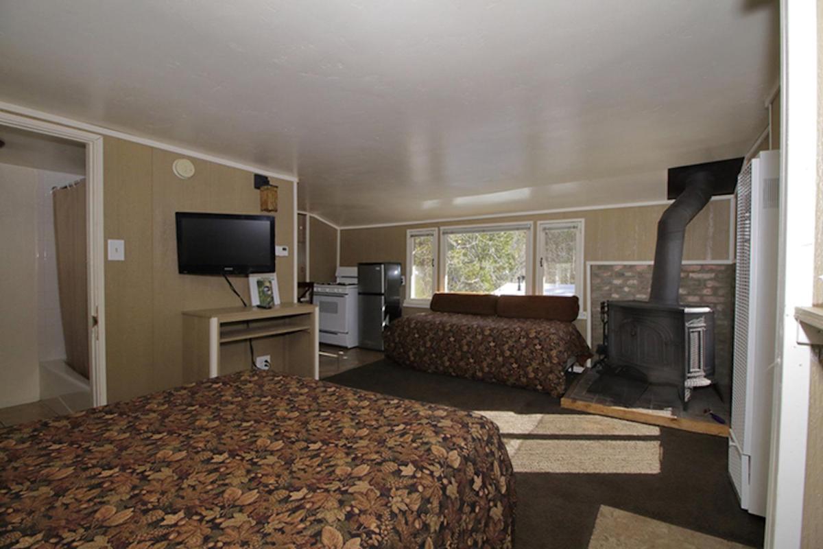 Queen Suite