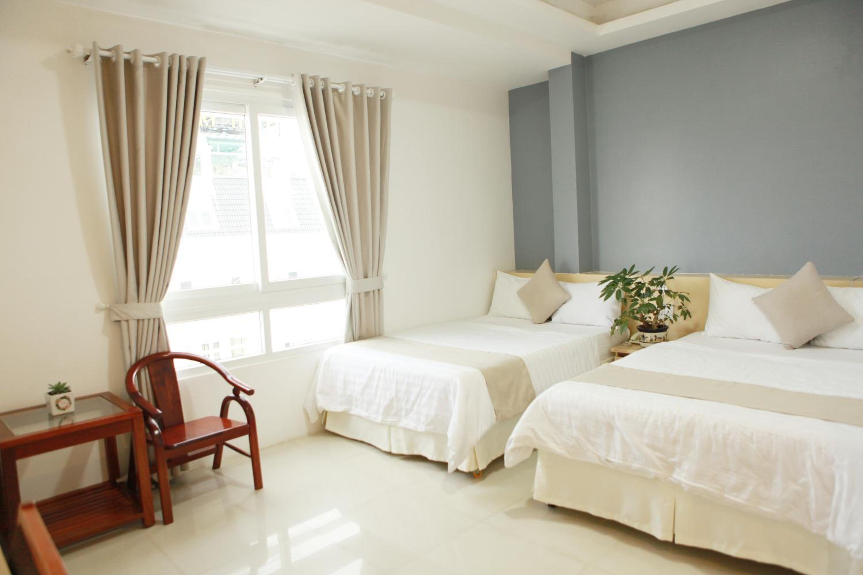 高级四人间