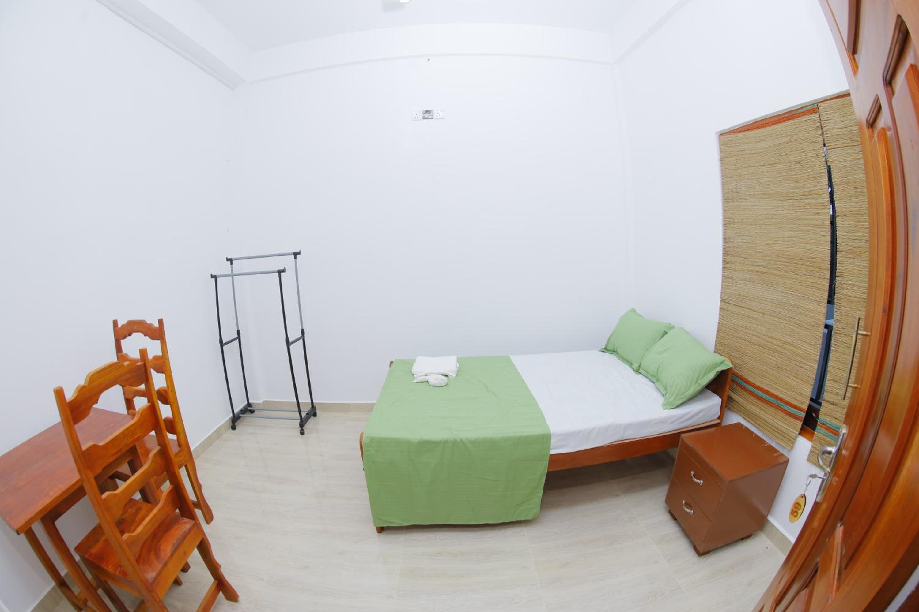 Budget Single Room