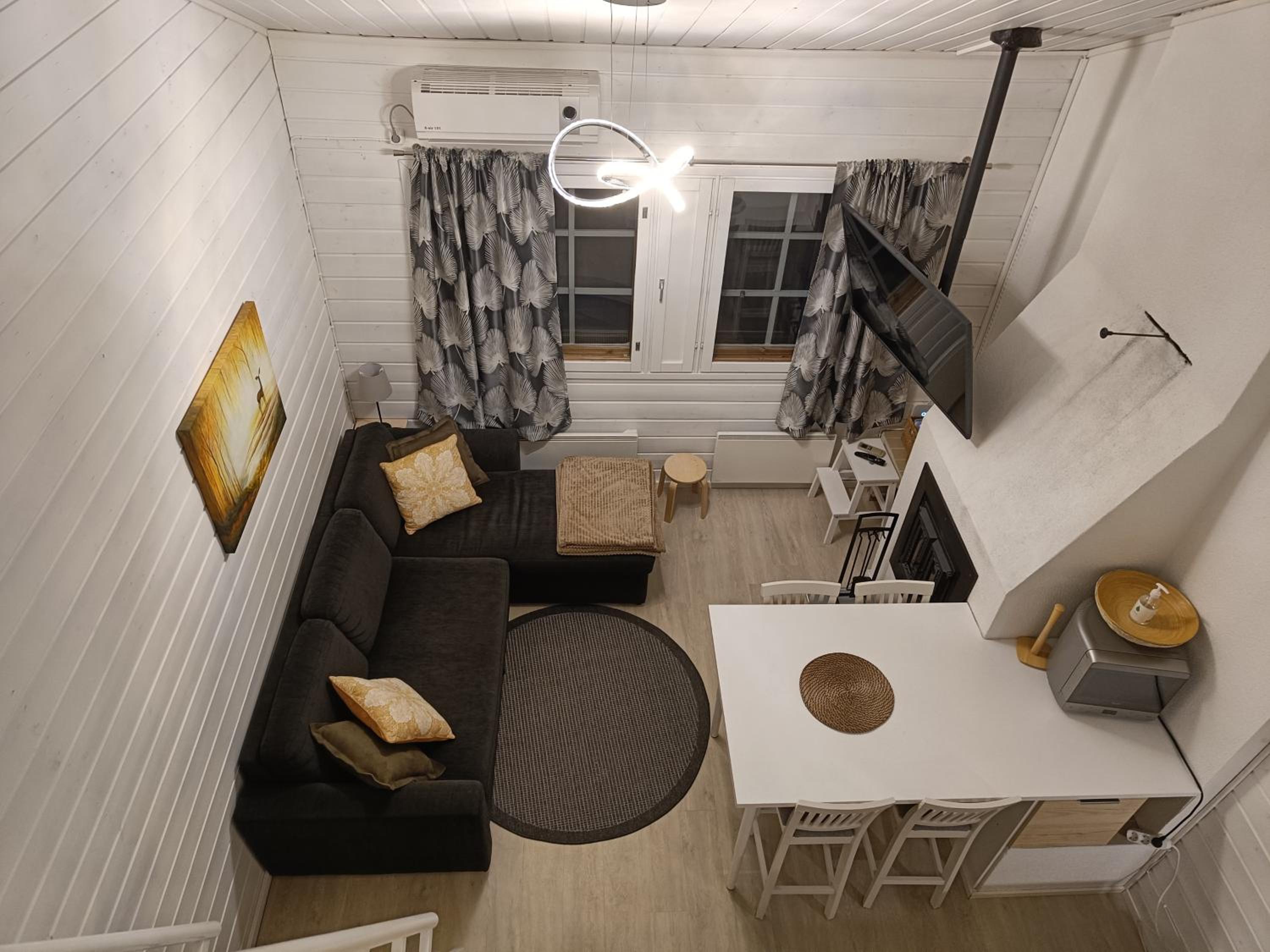 One-Bedroom House - Photo 1