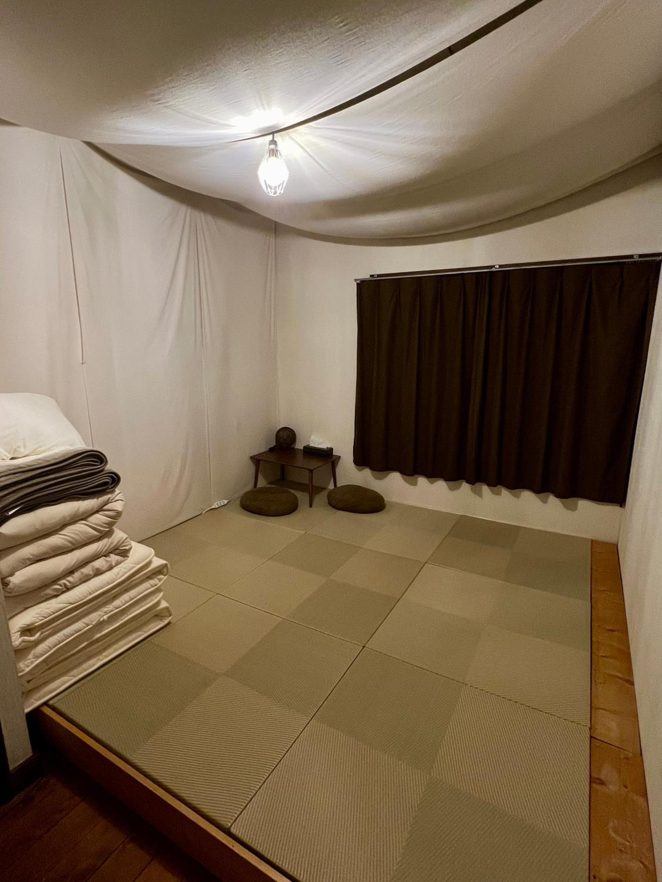 Japanese-Style Twin Room - Photo 9