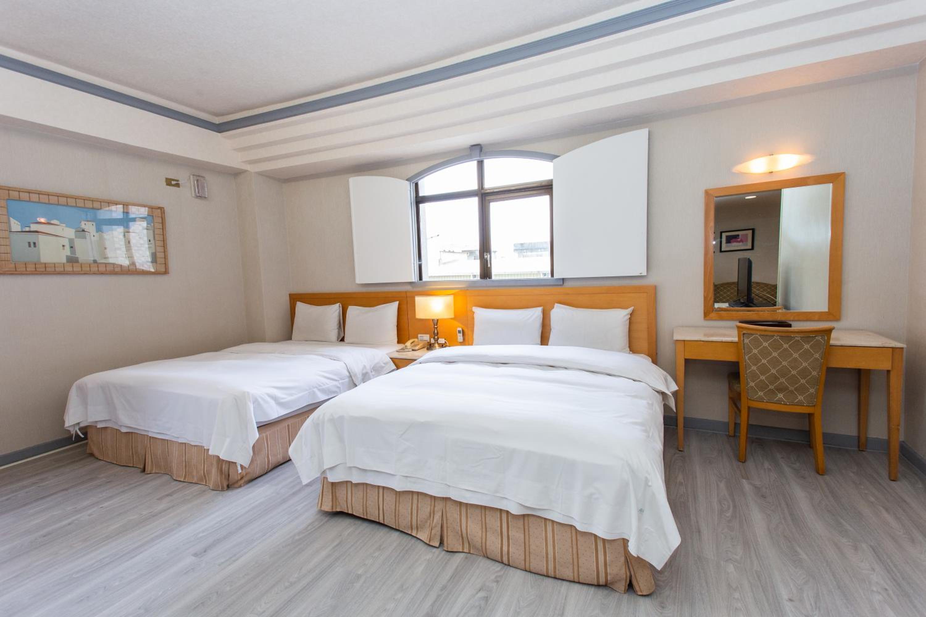 Deluxe Quadruple Room photo 2