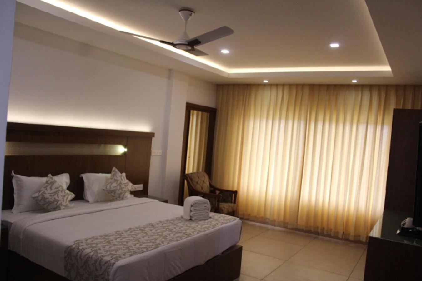 Deluxe Double Room - Photo 3