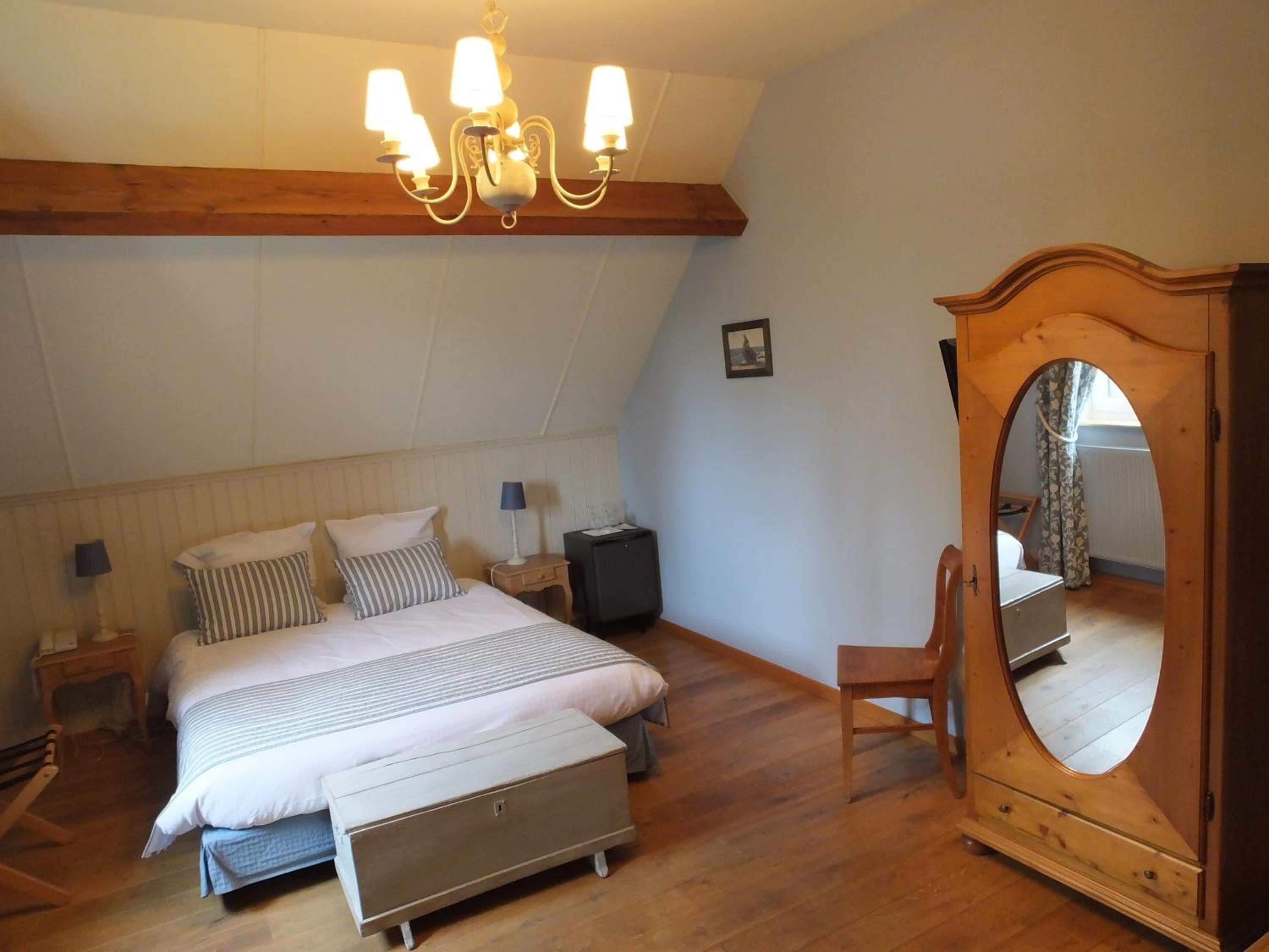 Superior Double Room - Photo 2