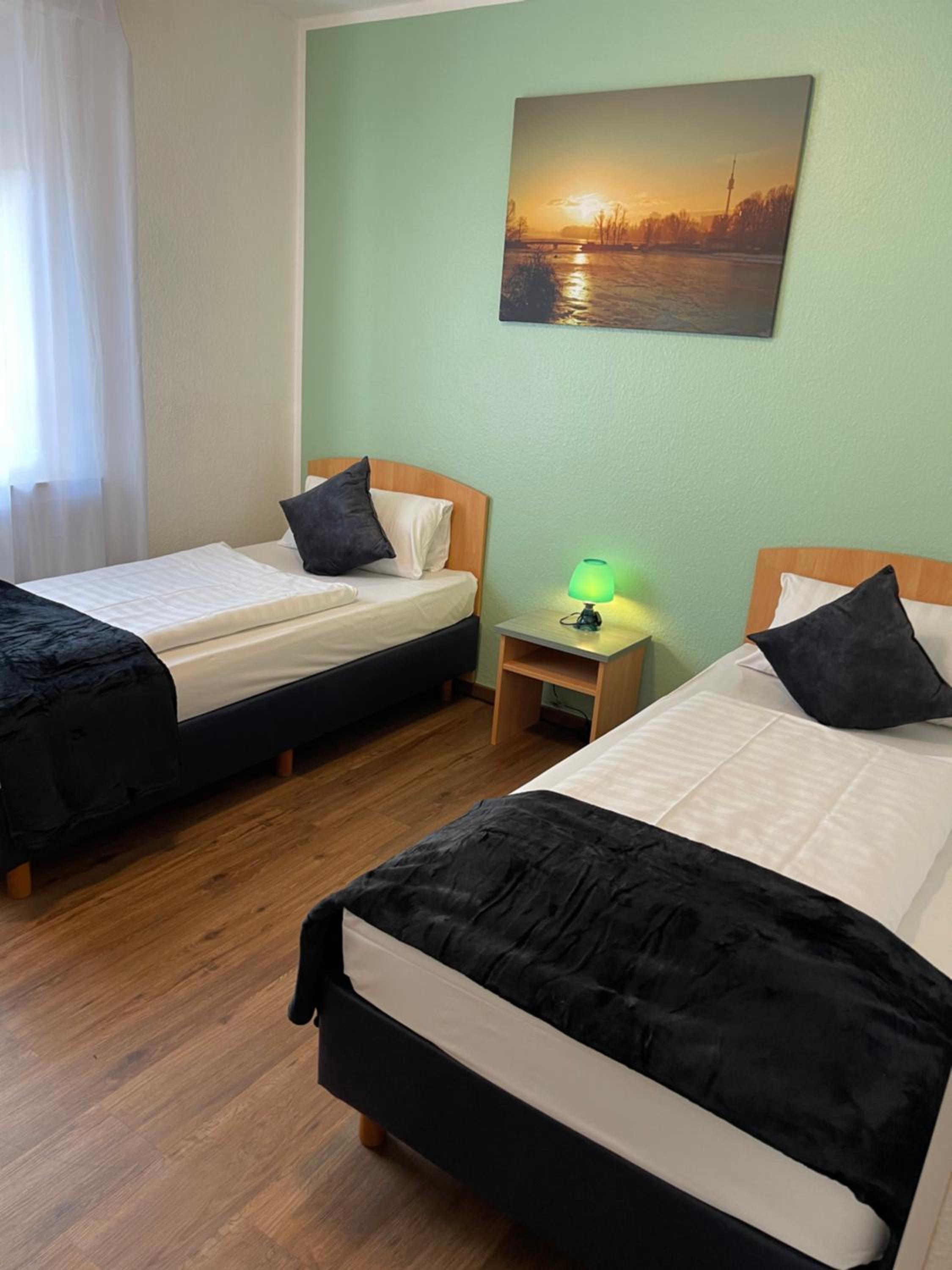 Double or Twin Room - Photo 21