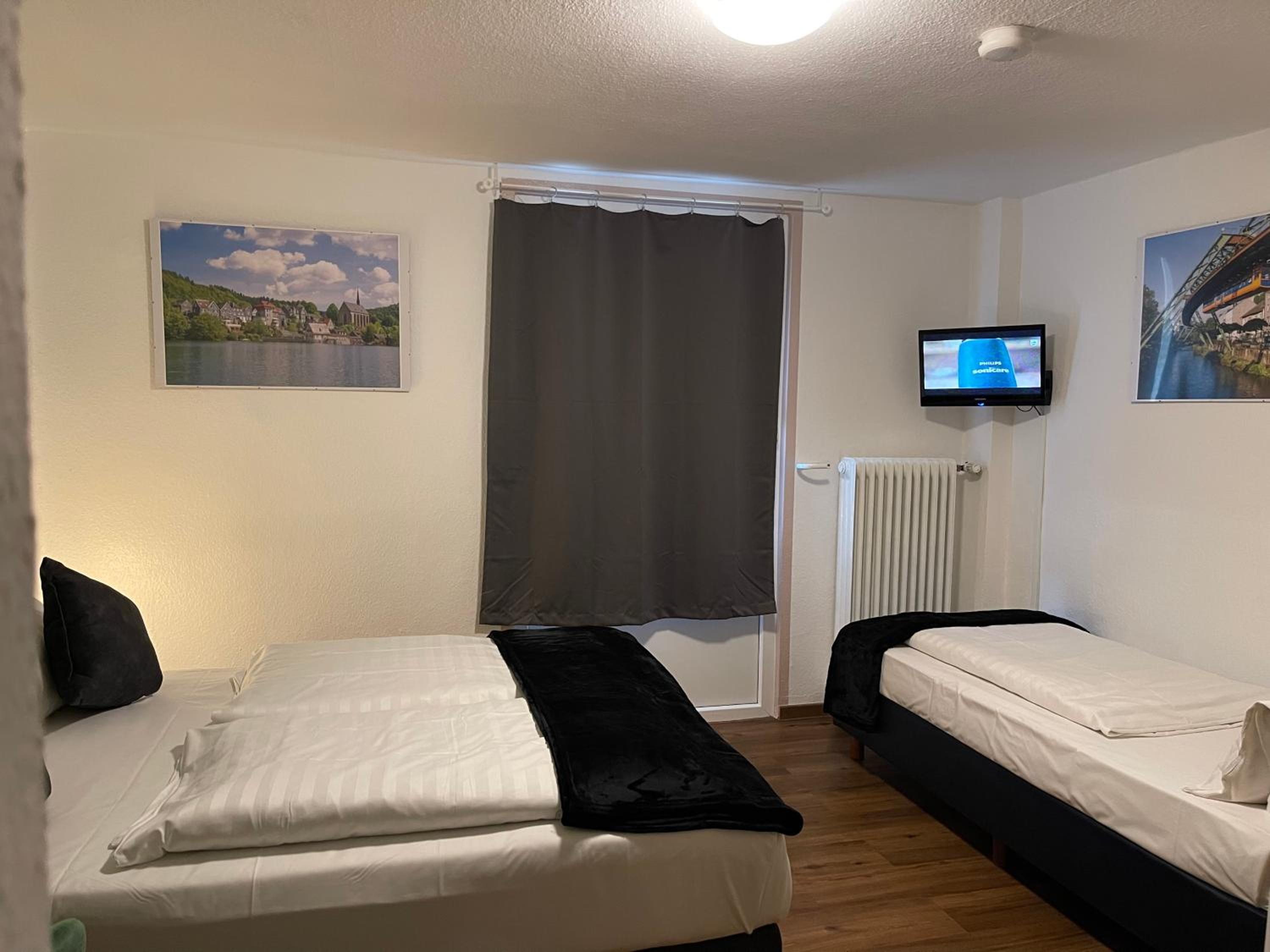 Triple Room - Photo 14