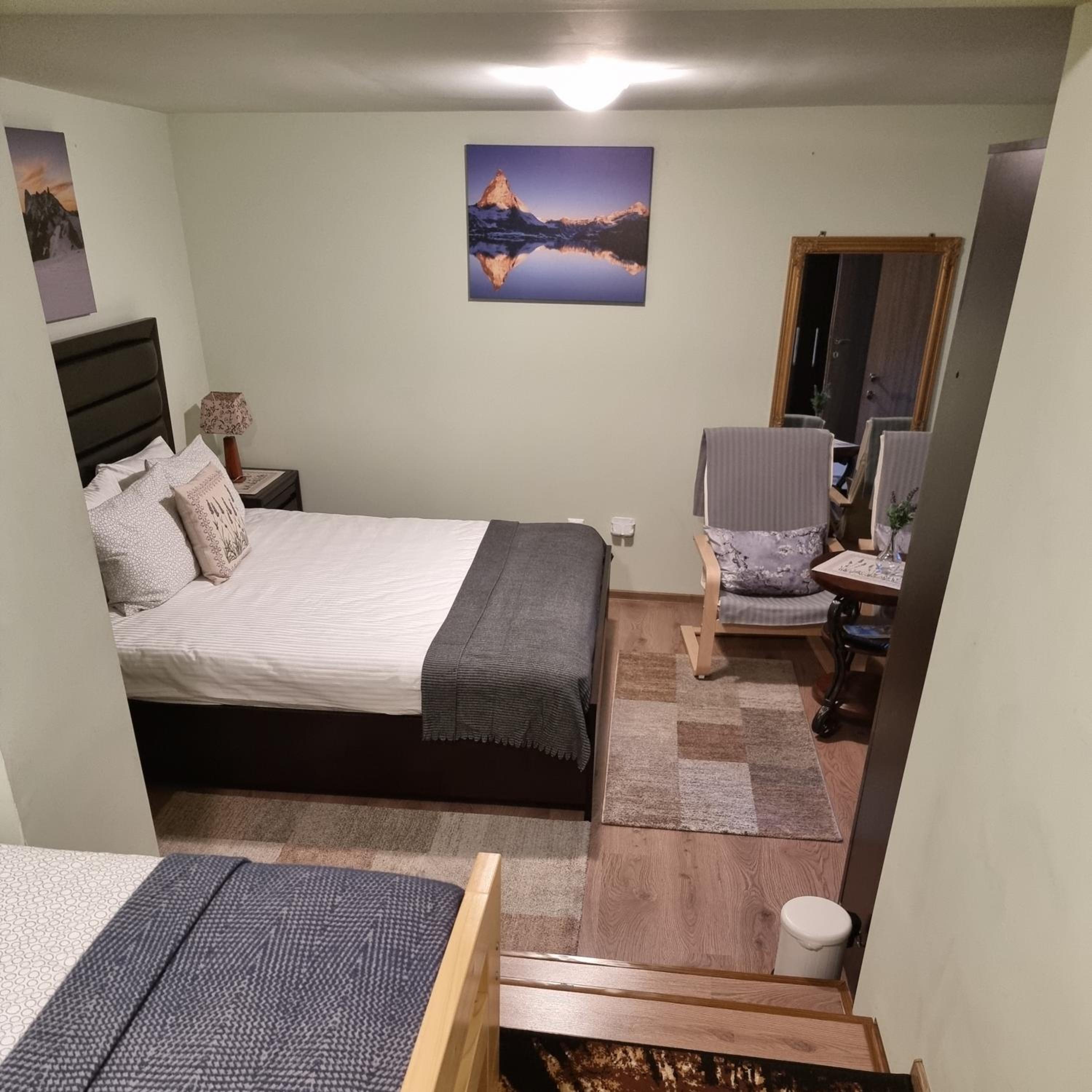 Two-Bedroom House - Photo 7