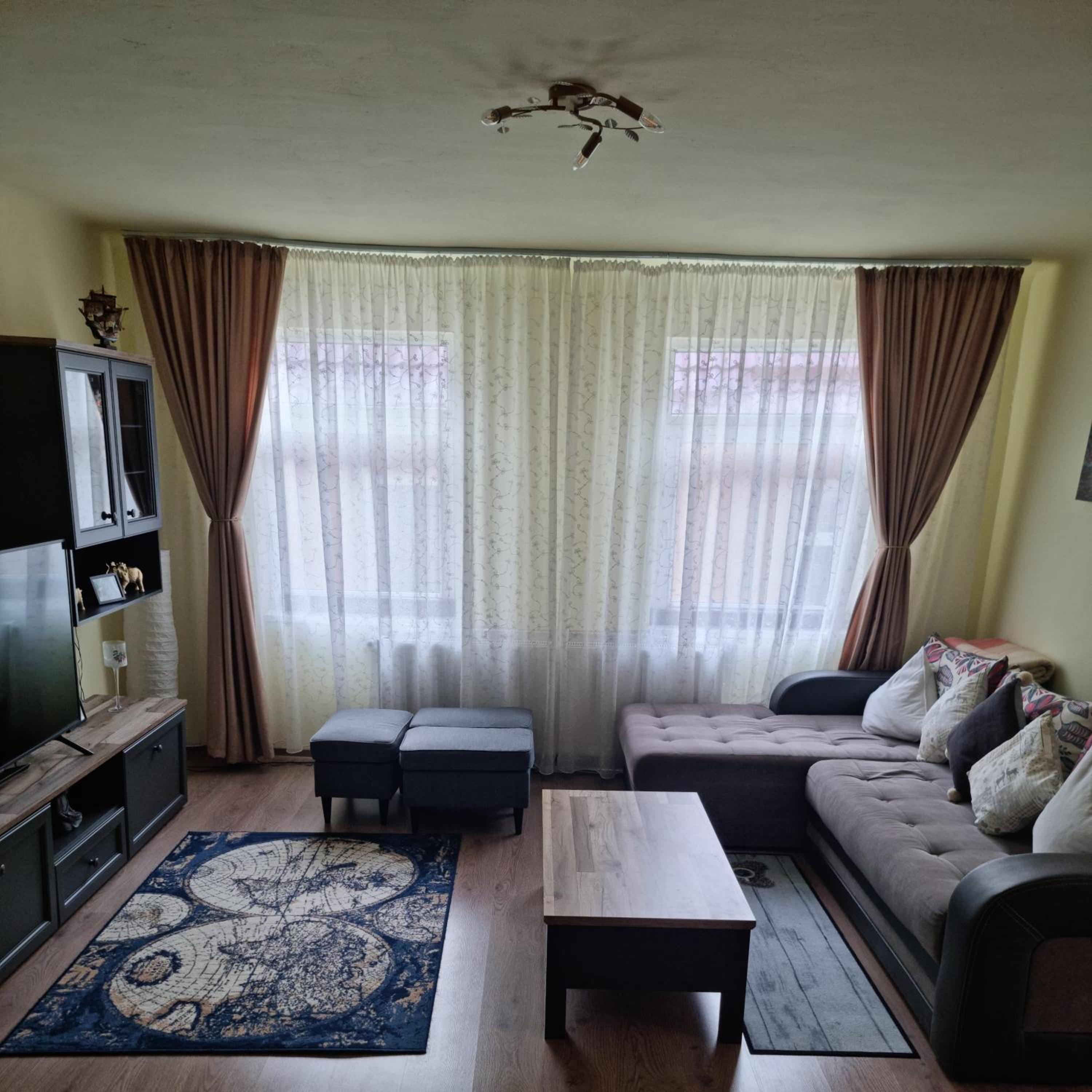 Two-Bedroom House - Photo 8