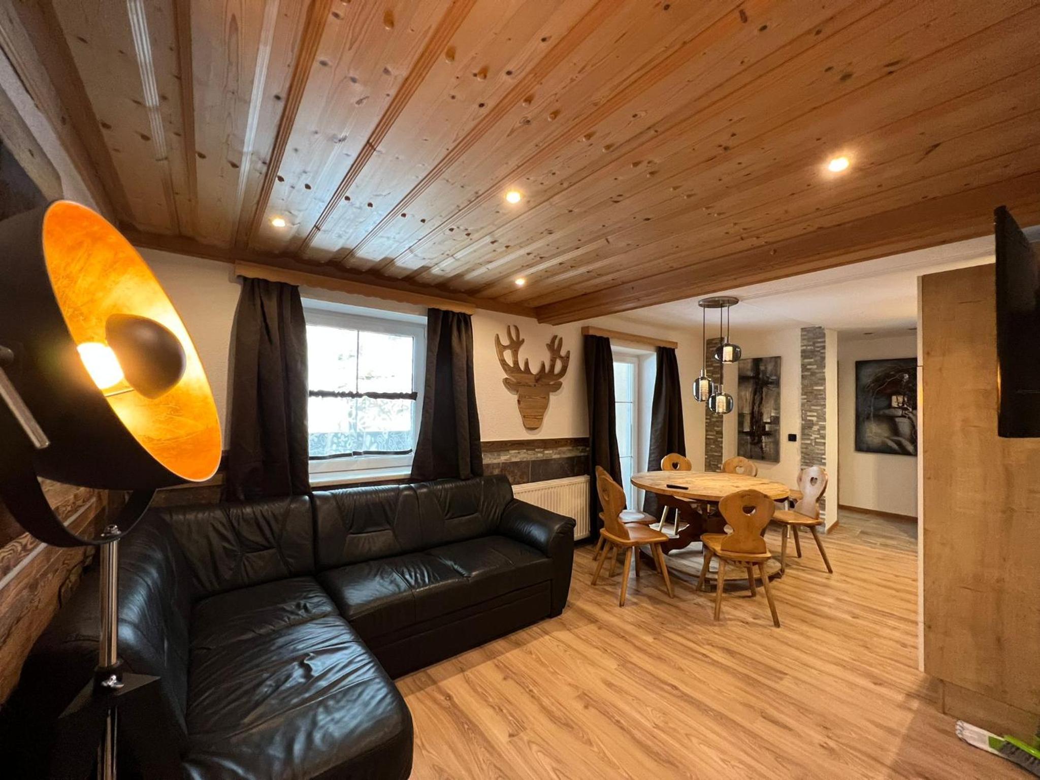Three-Bedroom Apartment photo 1