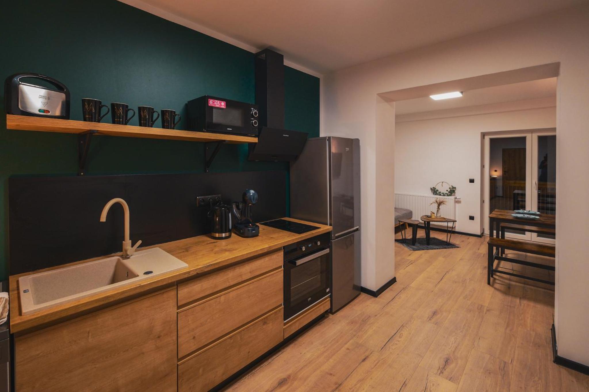 Apartment with Balcony photo 1