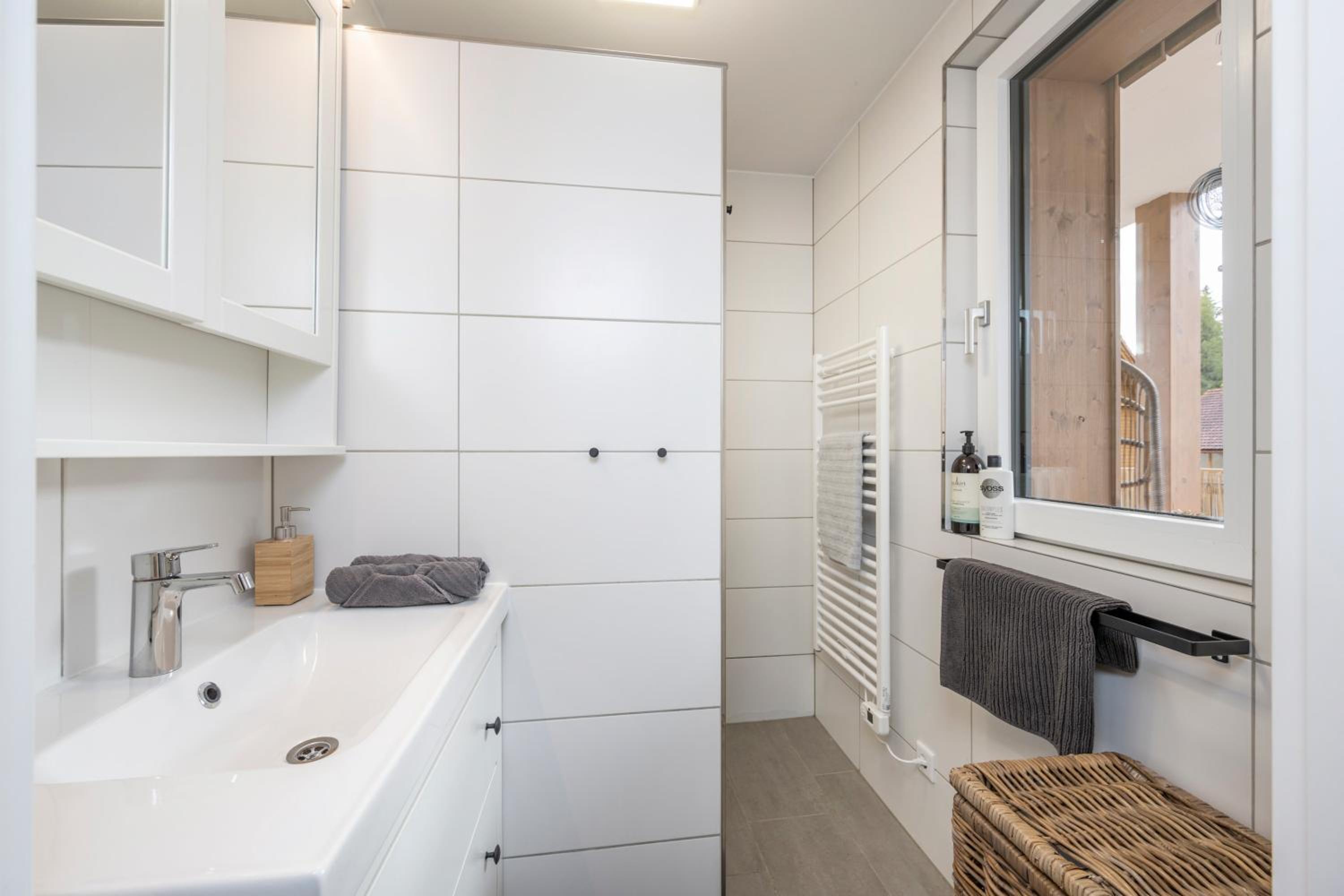 One-Bedroom Apartment - Photo 60