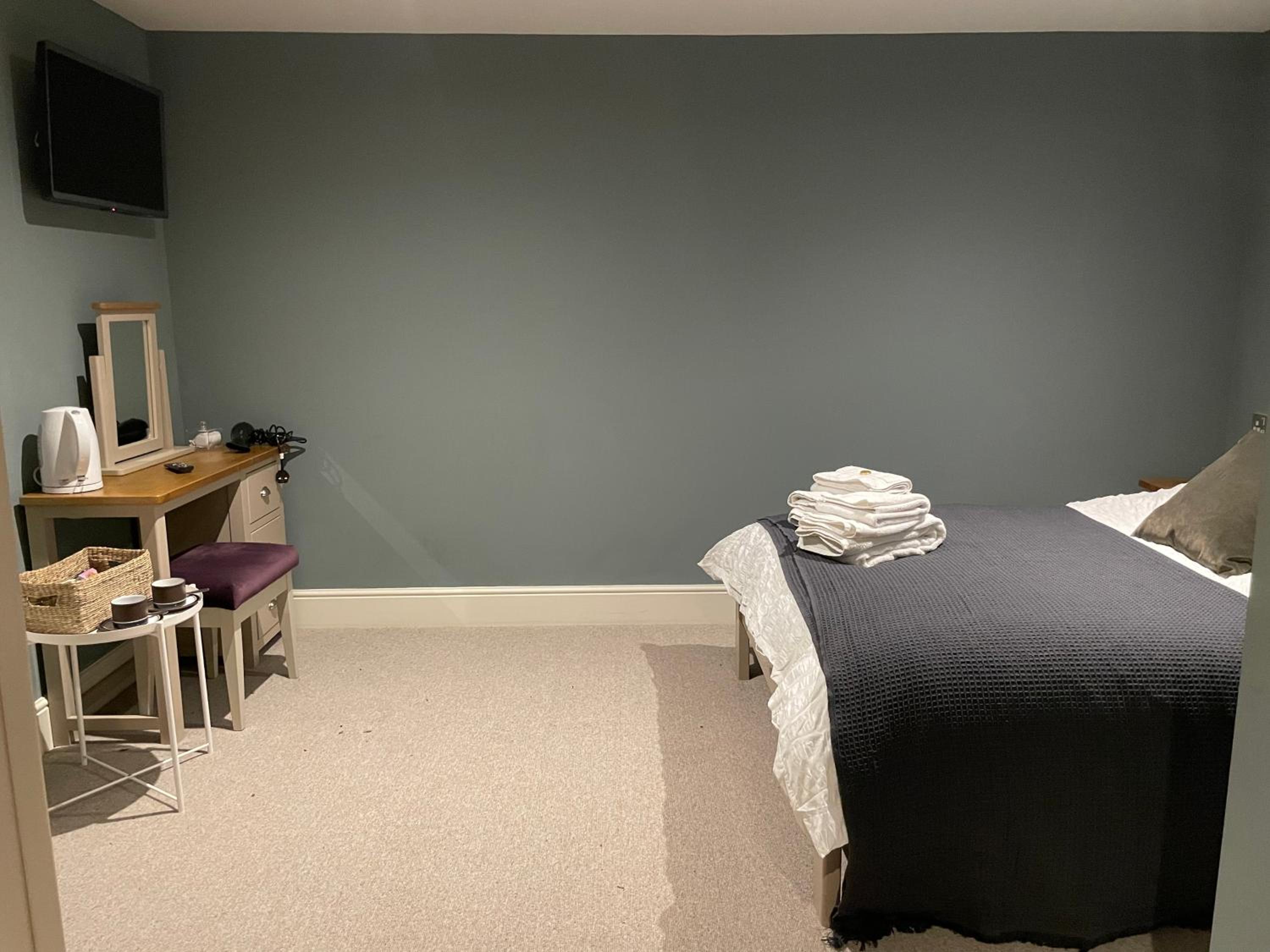 King Room - Disability Access photo 1