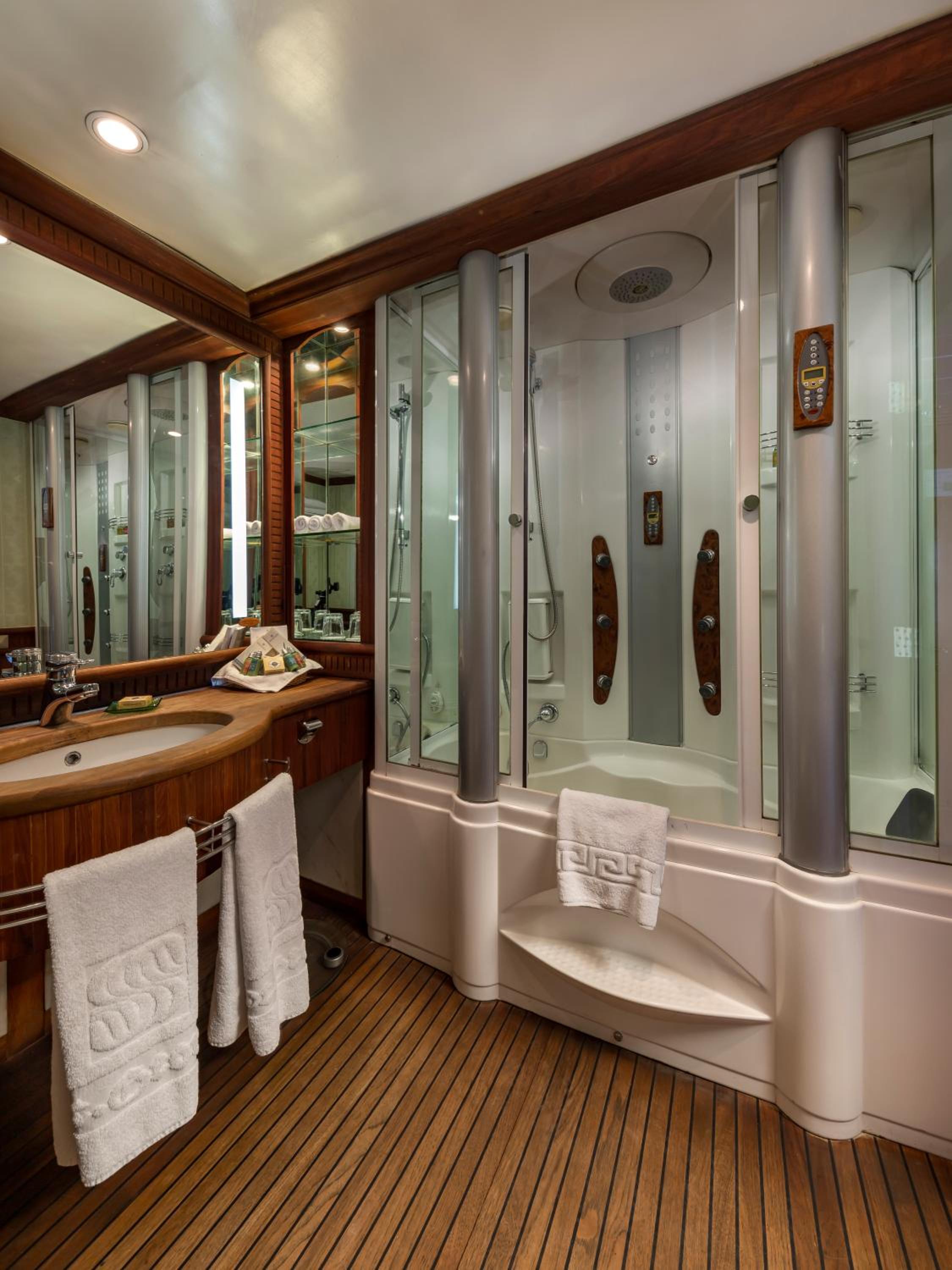 Presidential Suite photo 2