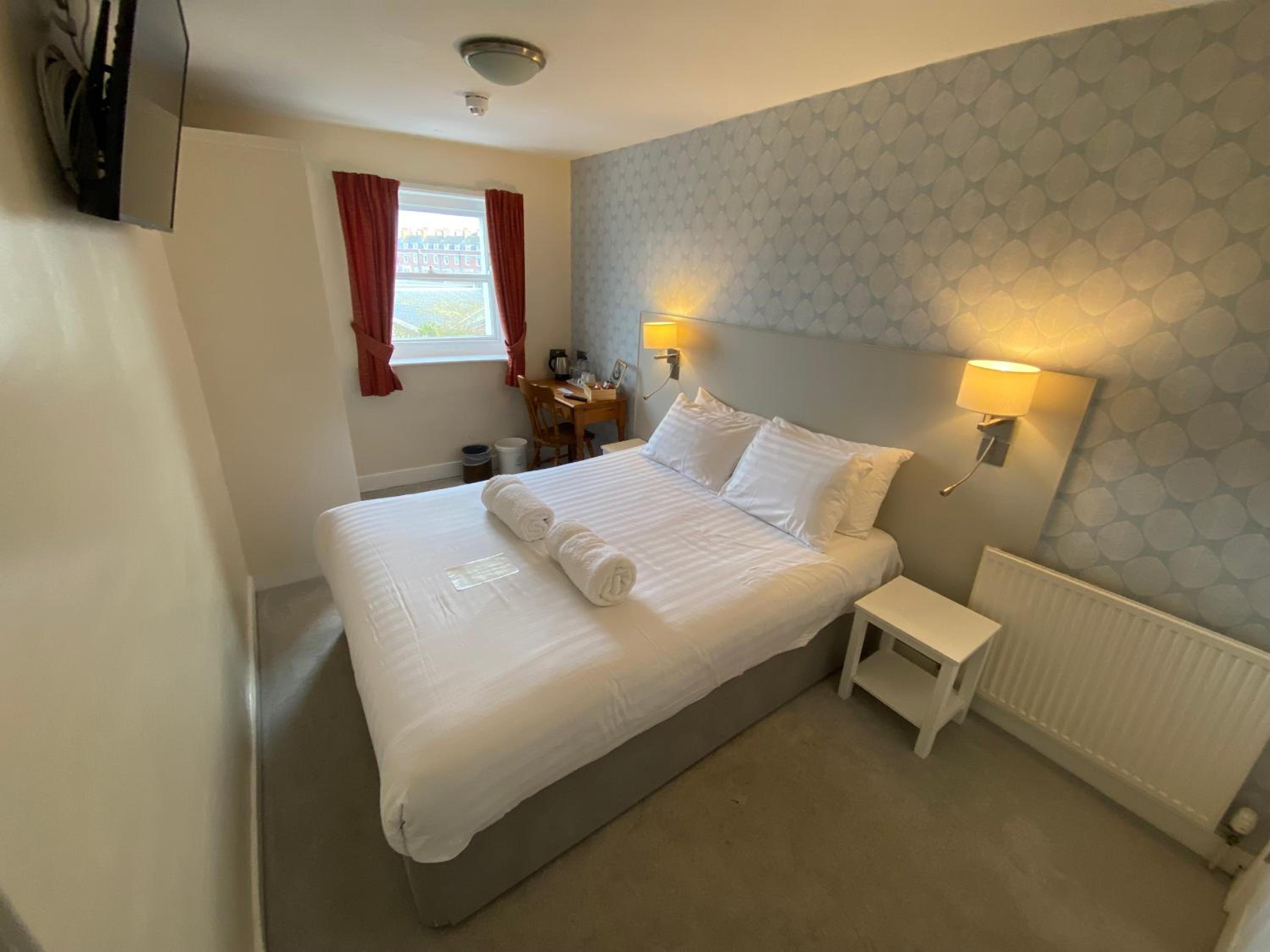 Double Room with Sea View - Photo 1