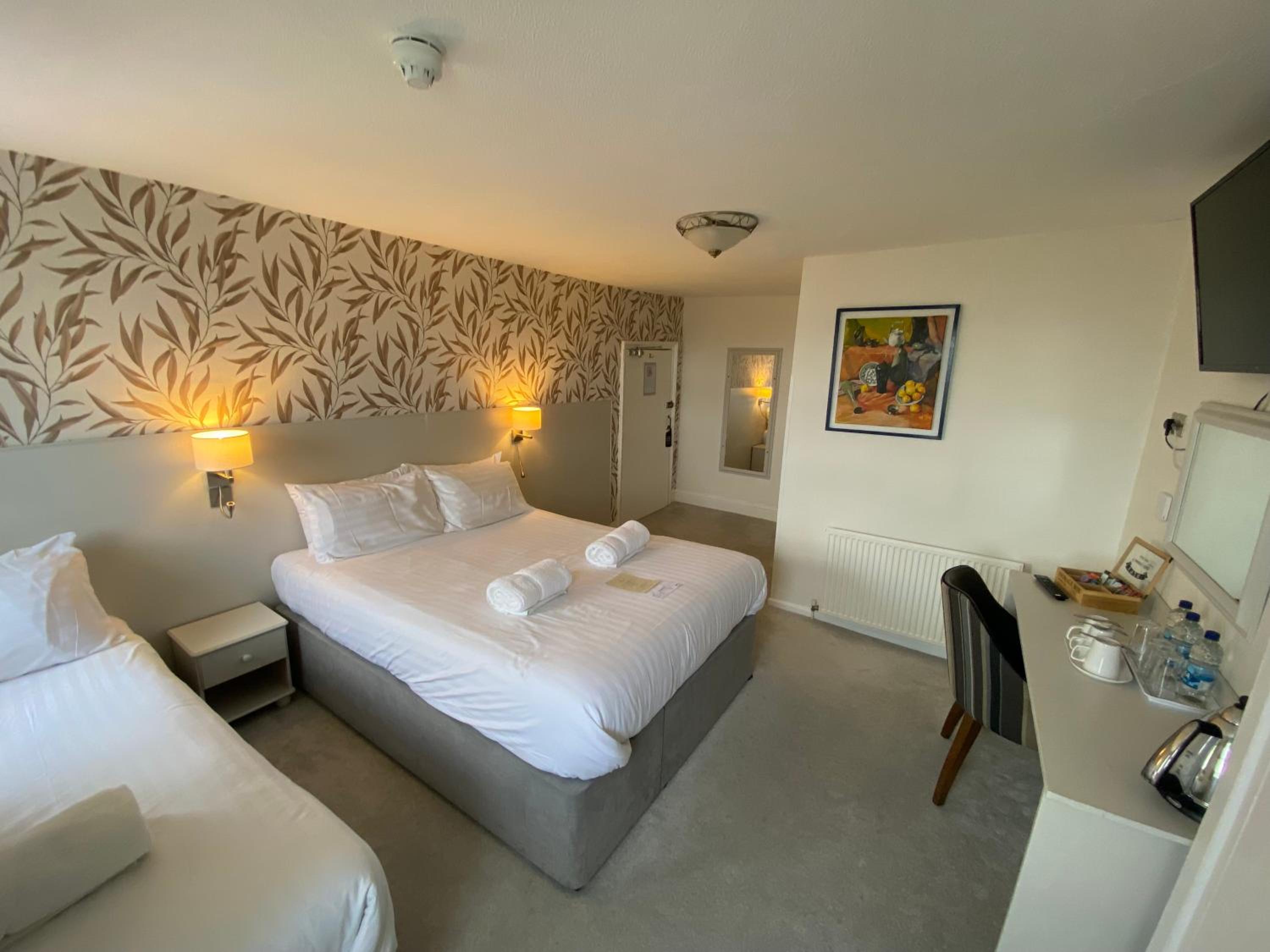 Family Room with Sea View - Photo 2