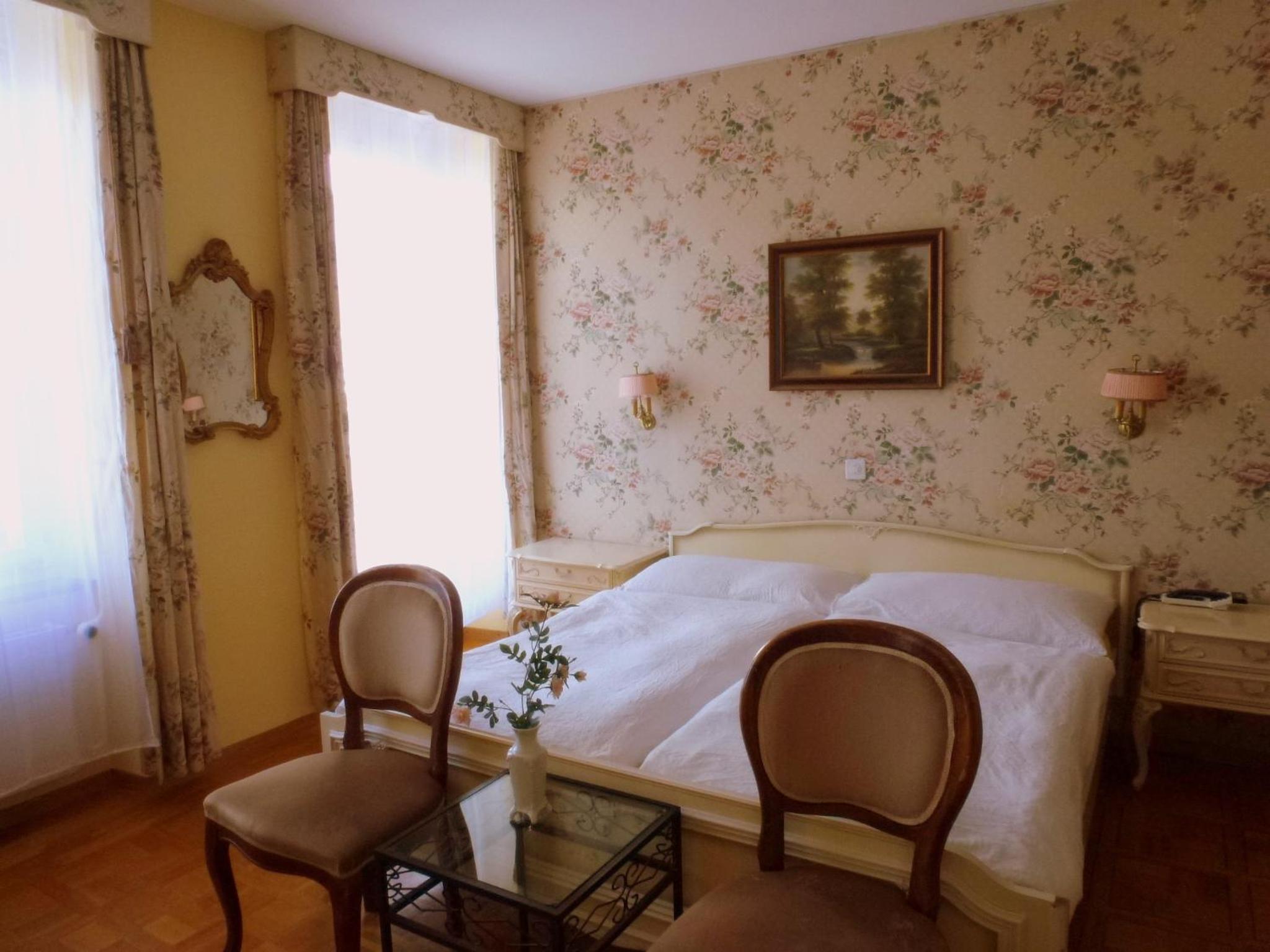 Double Room - Photo 2
