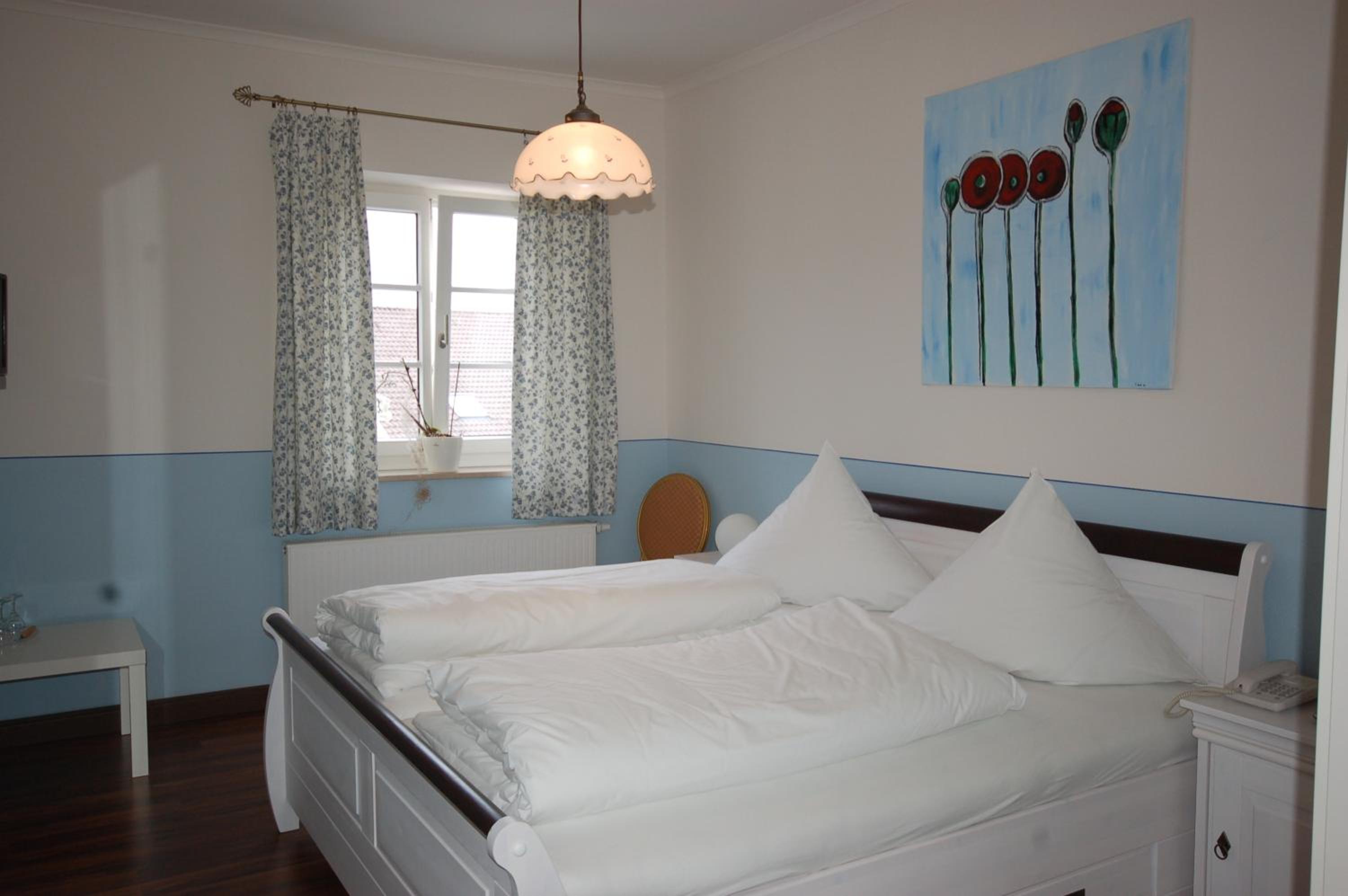 Doppelzimmer Altbau  - Photo 5