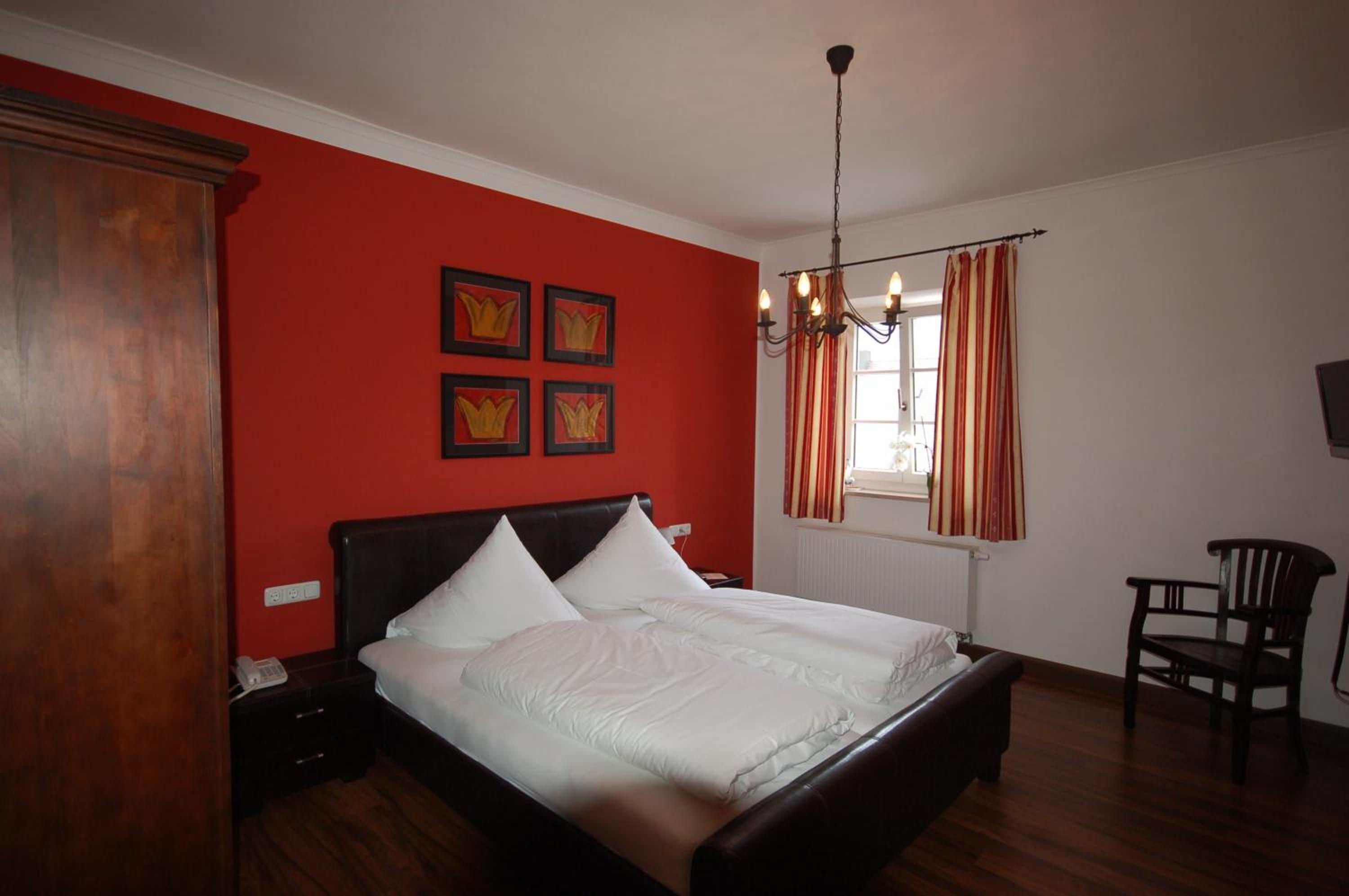 Doppelzimmer Altbau  - Photo 2